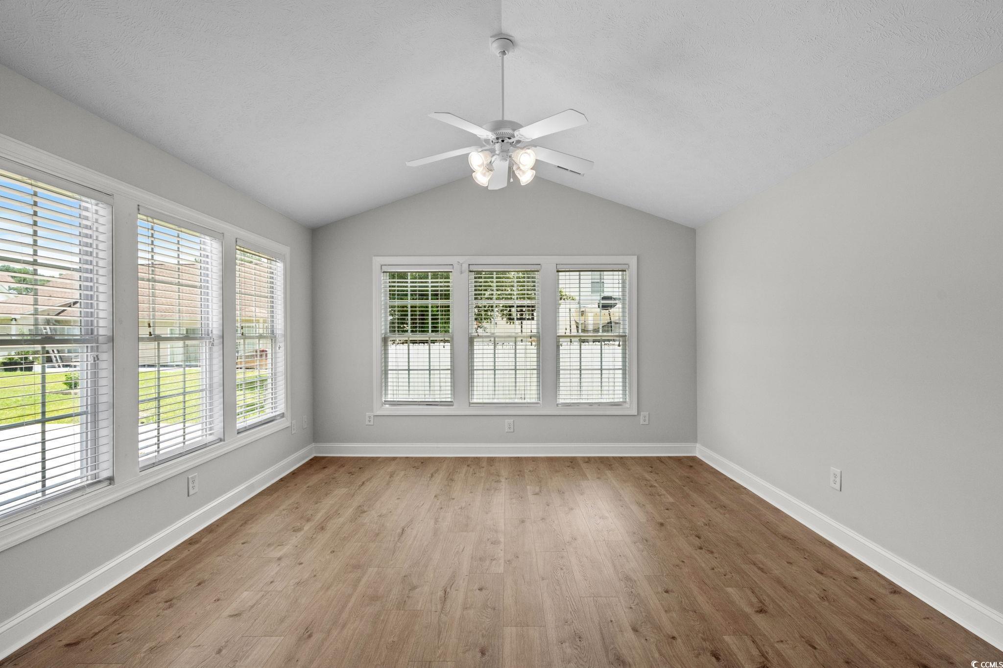 3845 Camden Dr. Property Photo 18