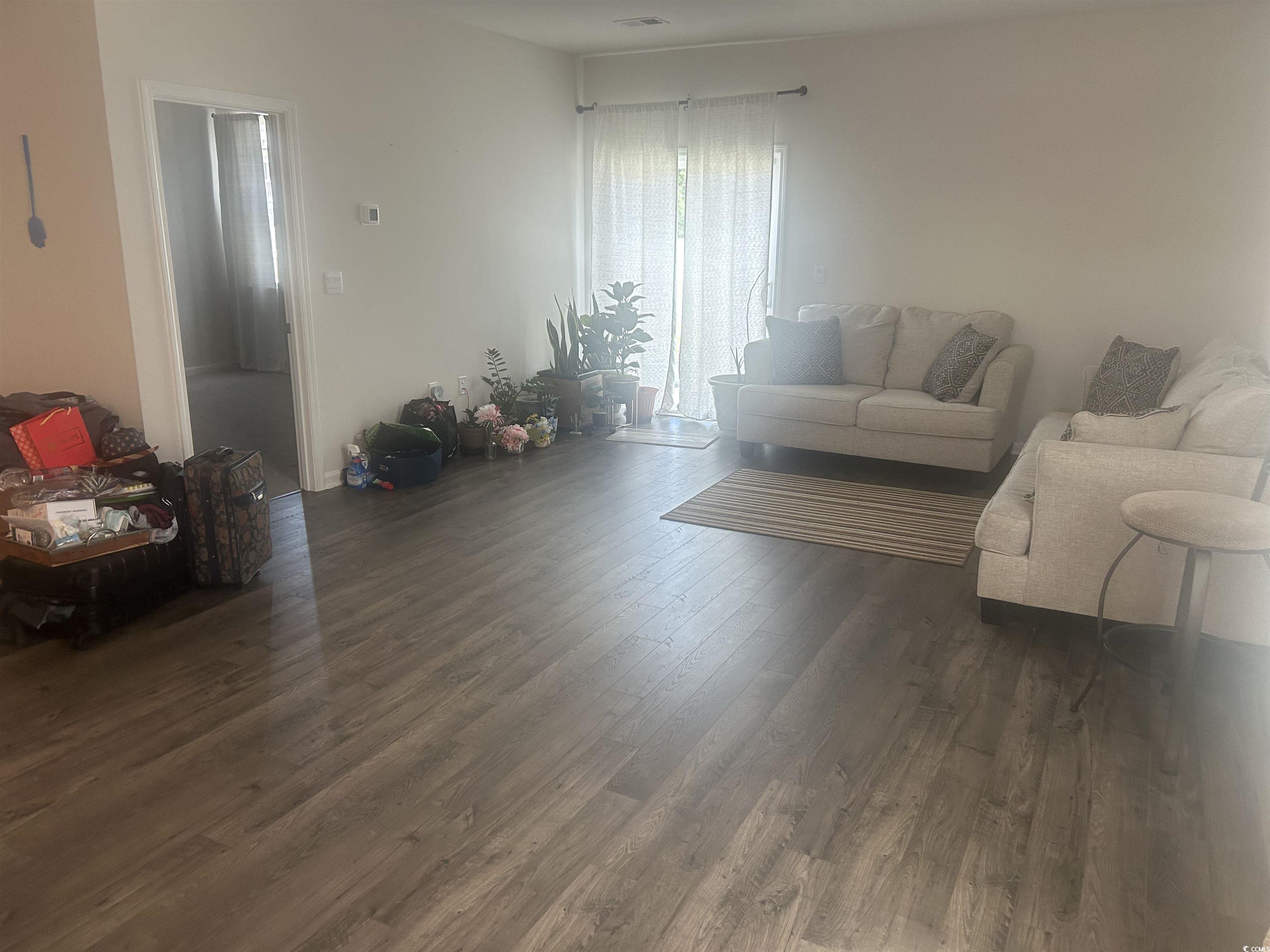 162 Kelsey Ct. Property Photo 3