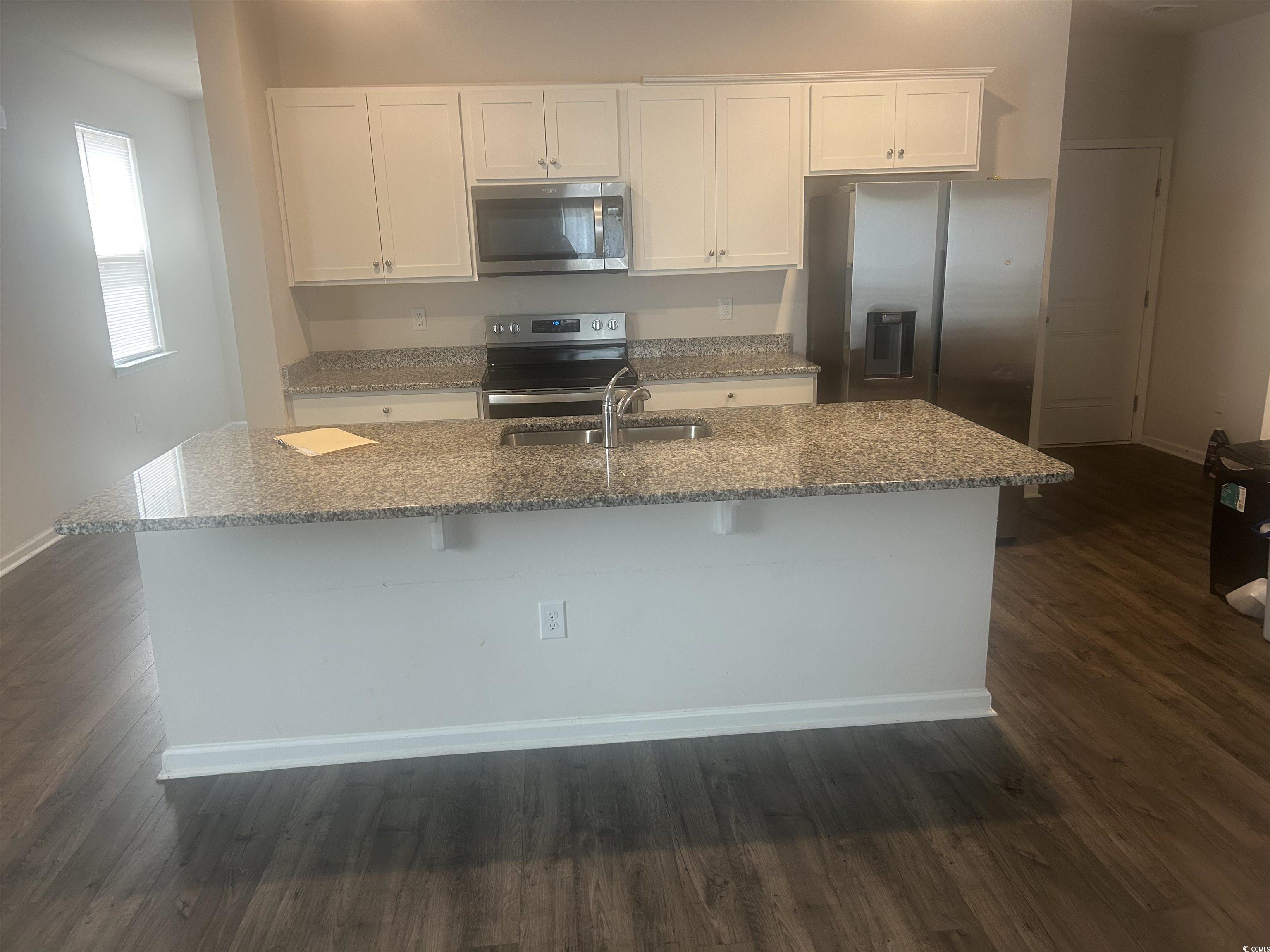 162 Kelsey Ct. Property Photo 4