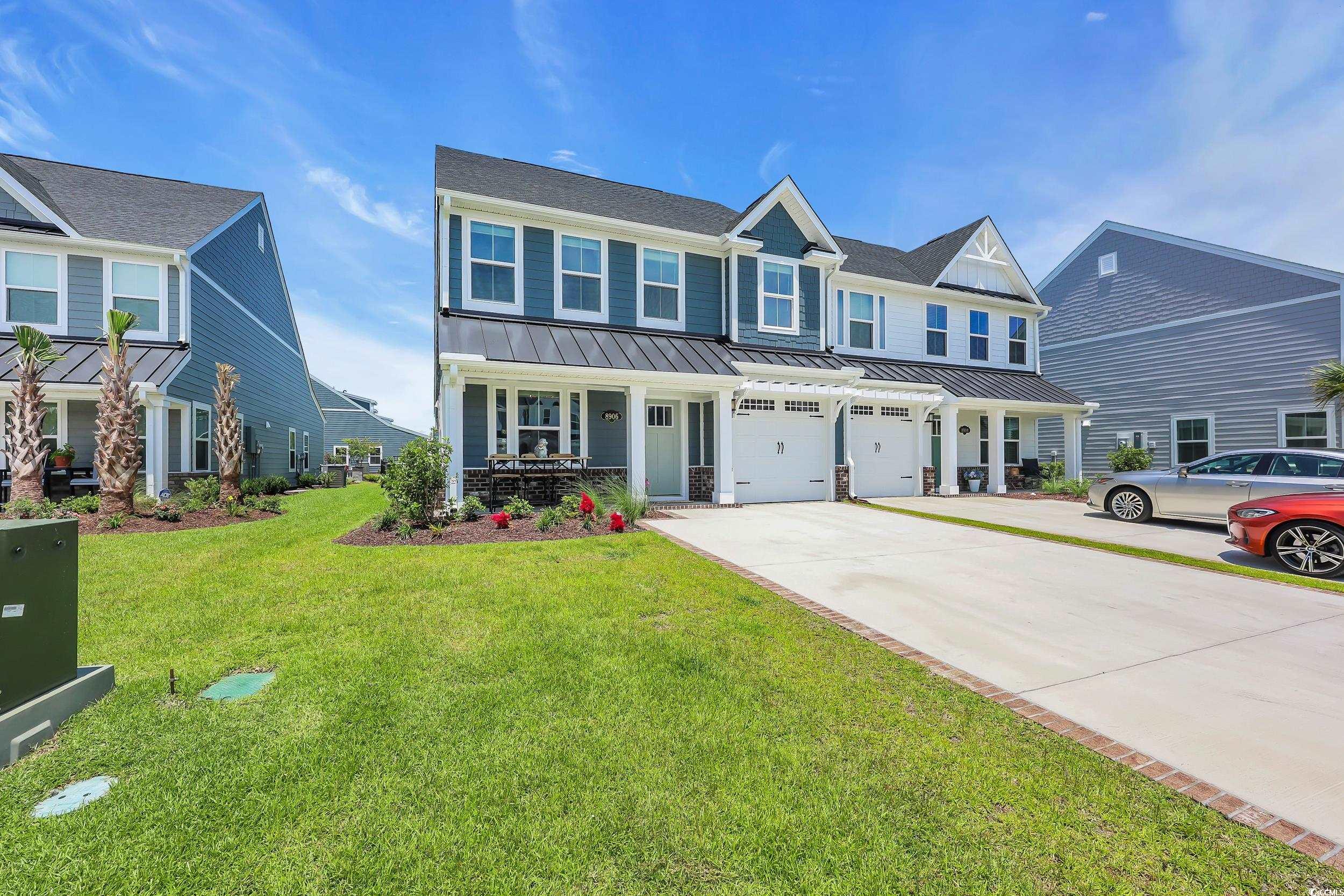 8906 Freya Way Property Photo 4