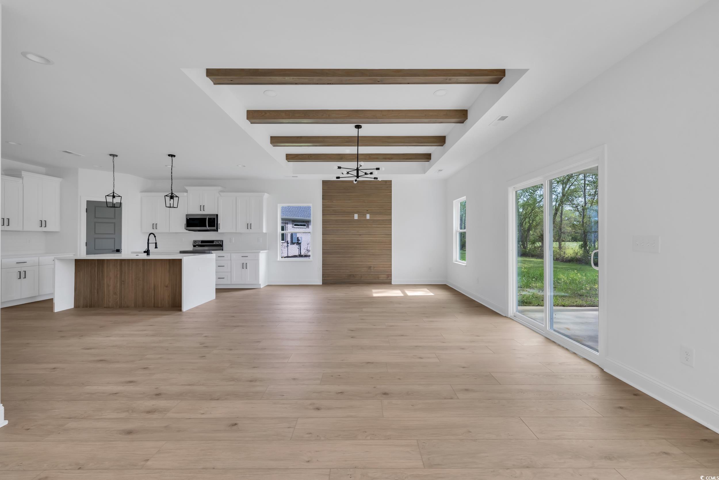 501 War Eagle Ct. Property Photo 16