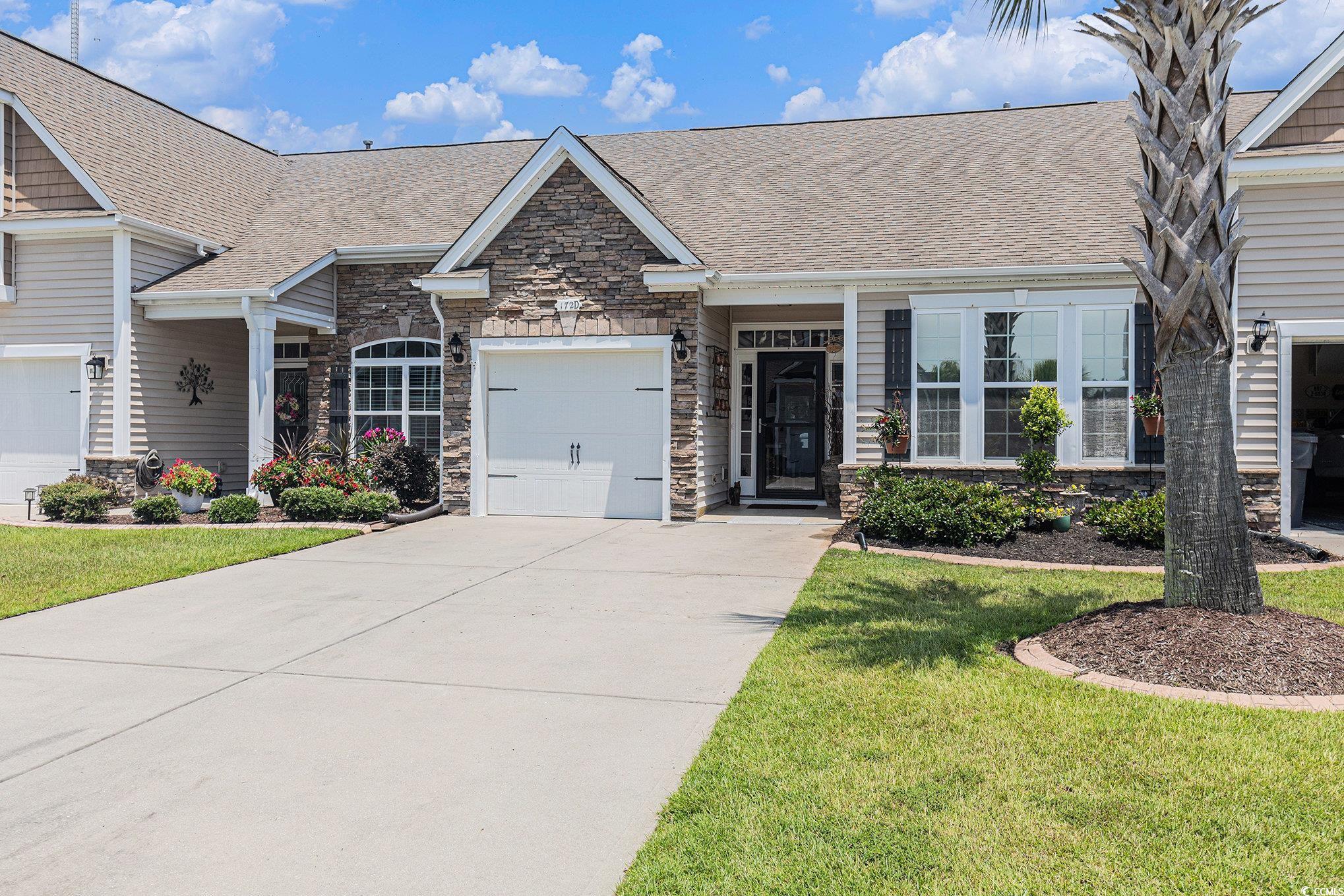 172 Parmelee Dr. Property Photo 1