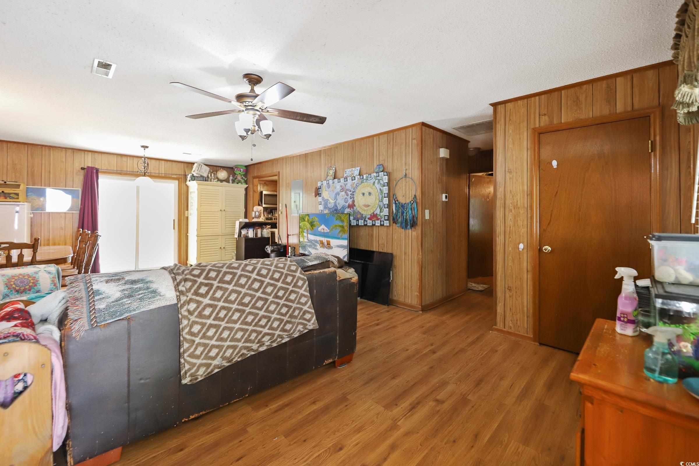4233 Mica Ave. Property Photo 15