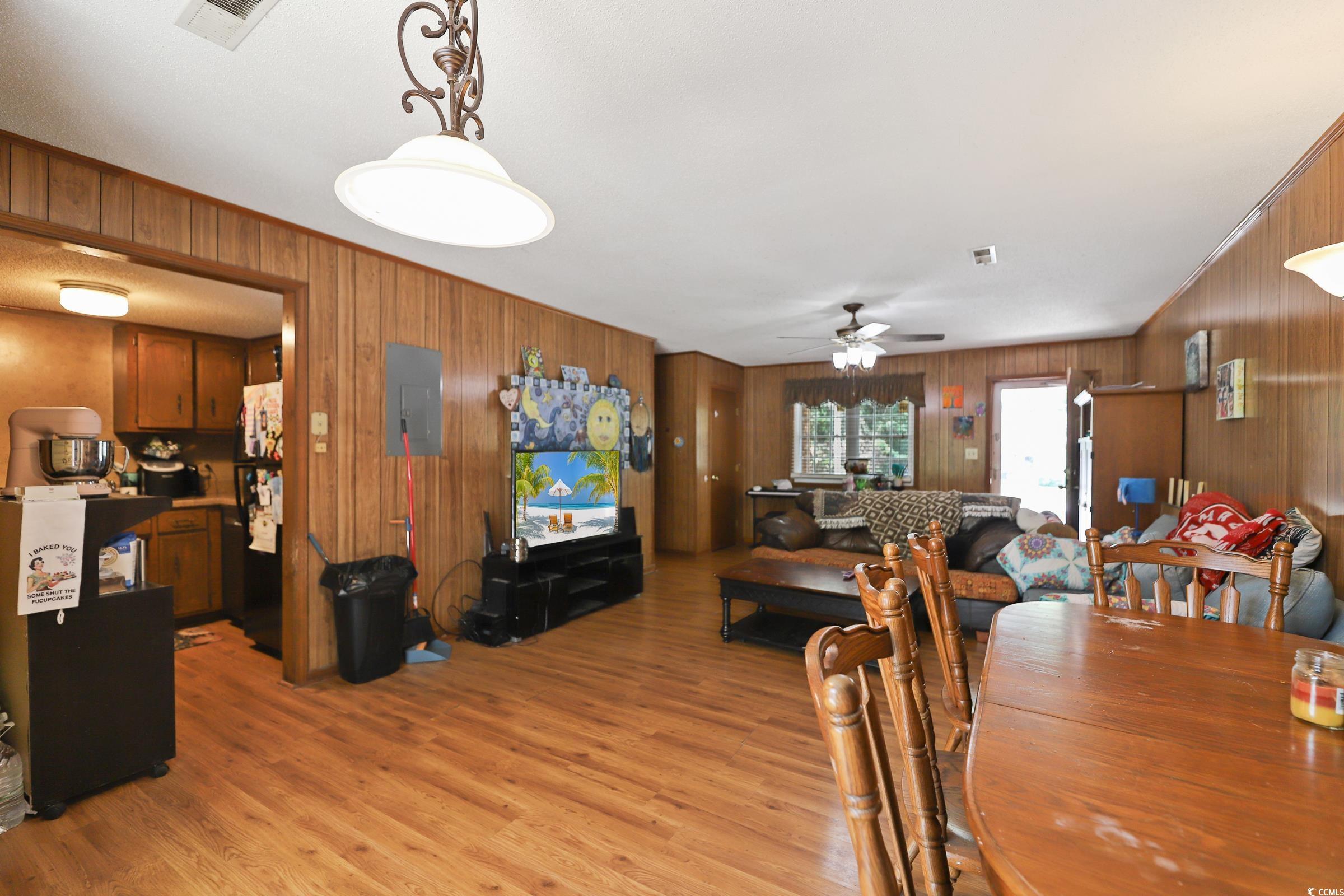 4233 Mica Ave. Property Photo 18