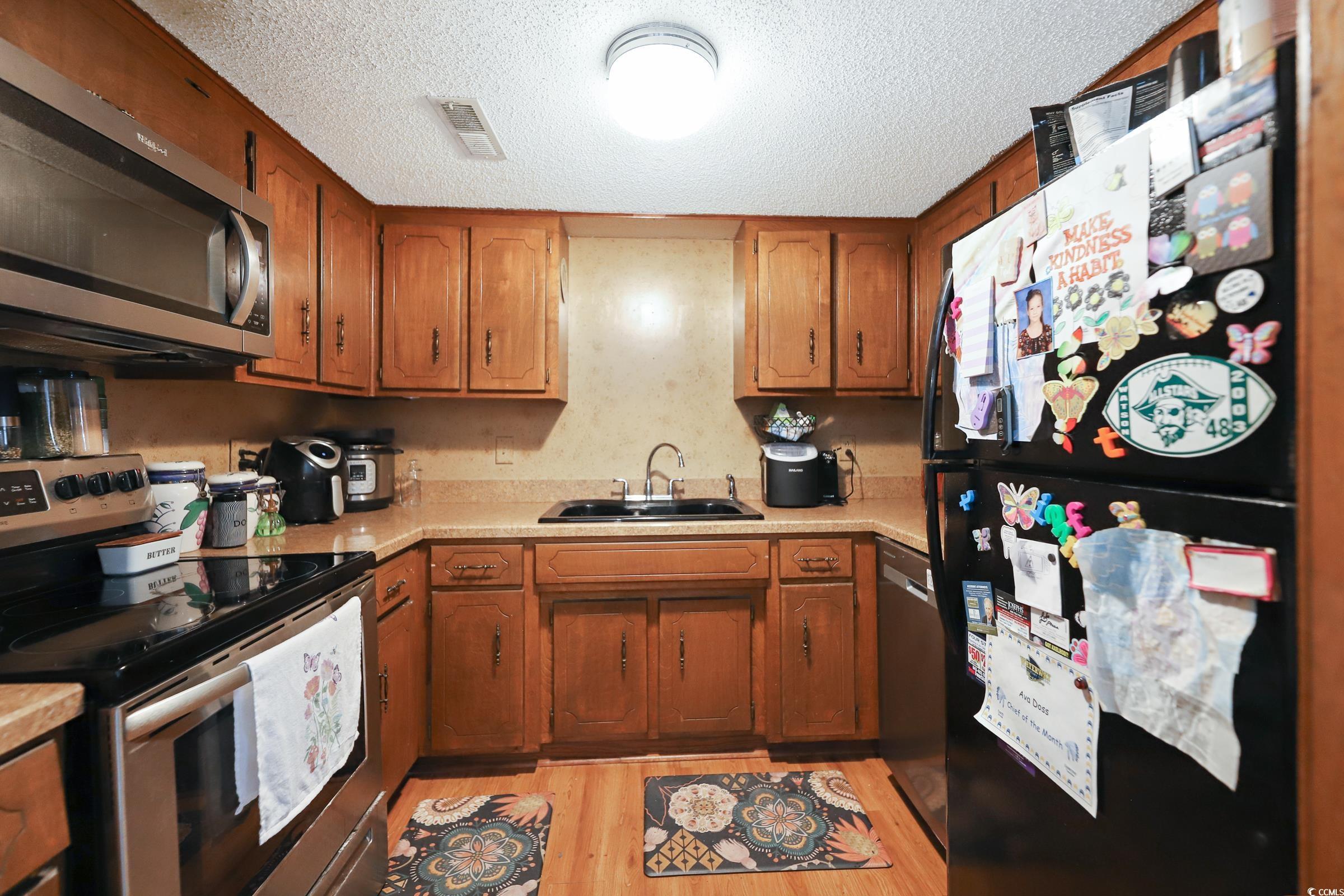4233 Mica Ave. Property Photo 19
