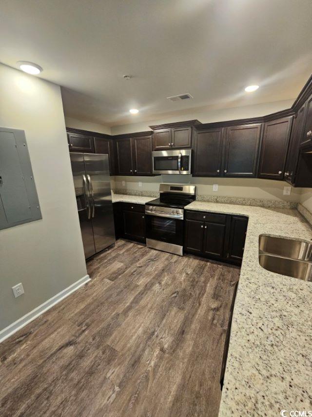 1100 Commons Blvd. Property Photo 3