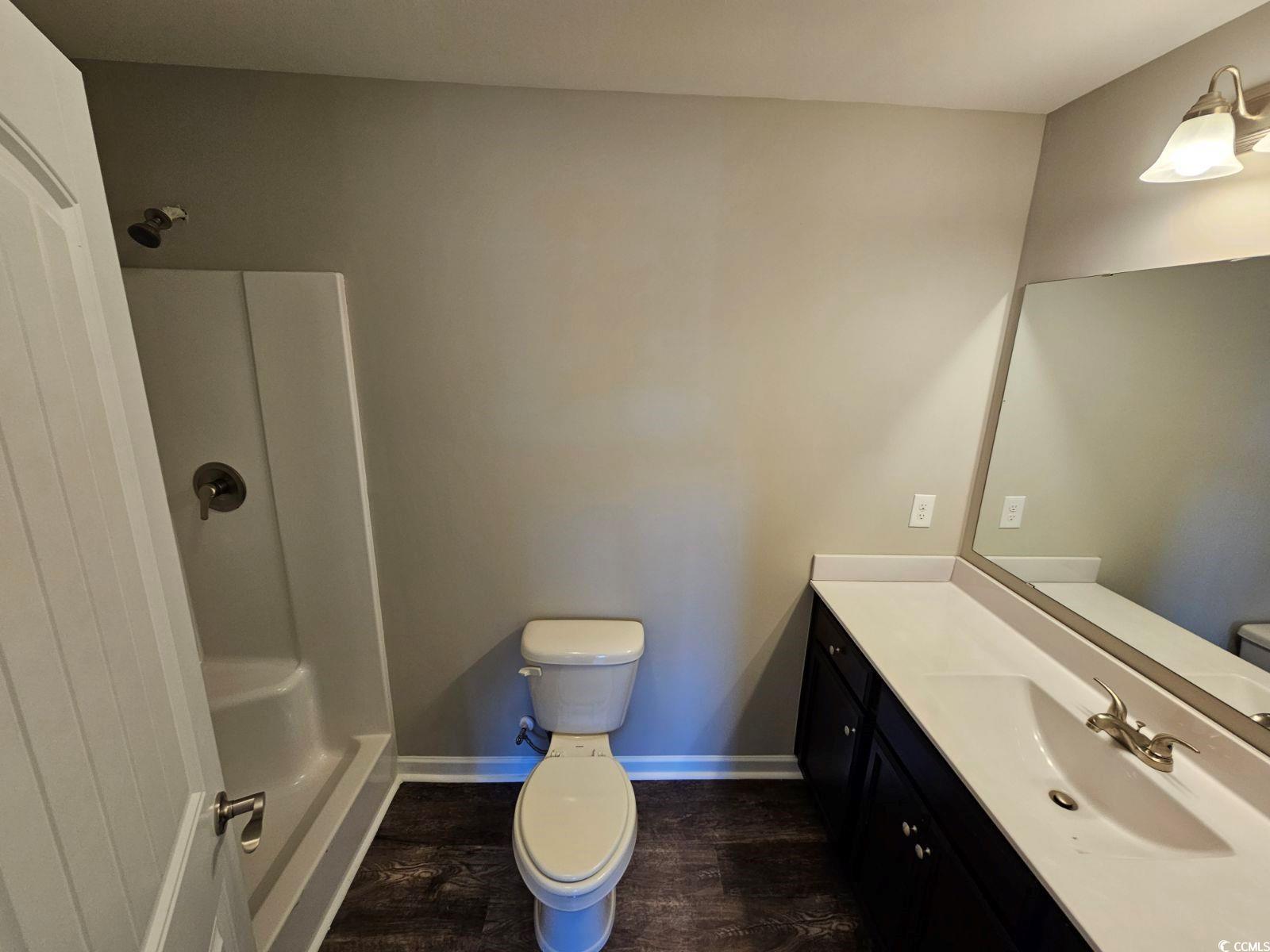 1100 Commons Blvd. Property Photo 5