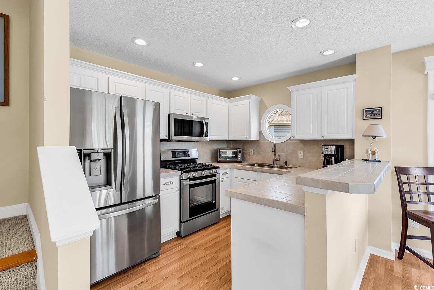 1670 Harbor Dr. Property Photo 16