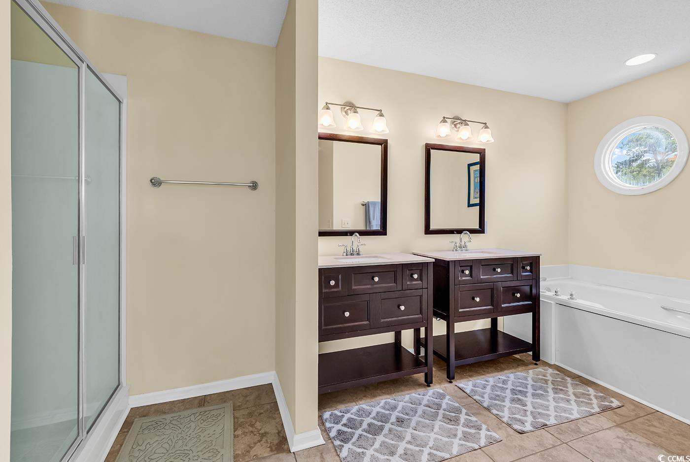 1670 Harbor Dr. Property Photo 21