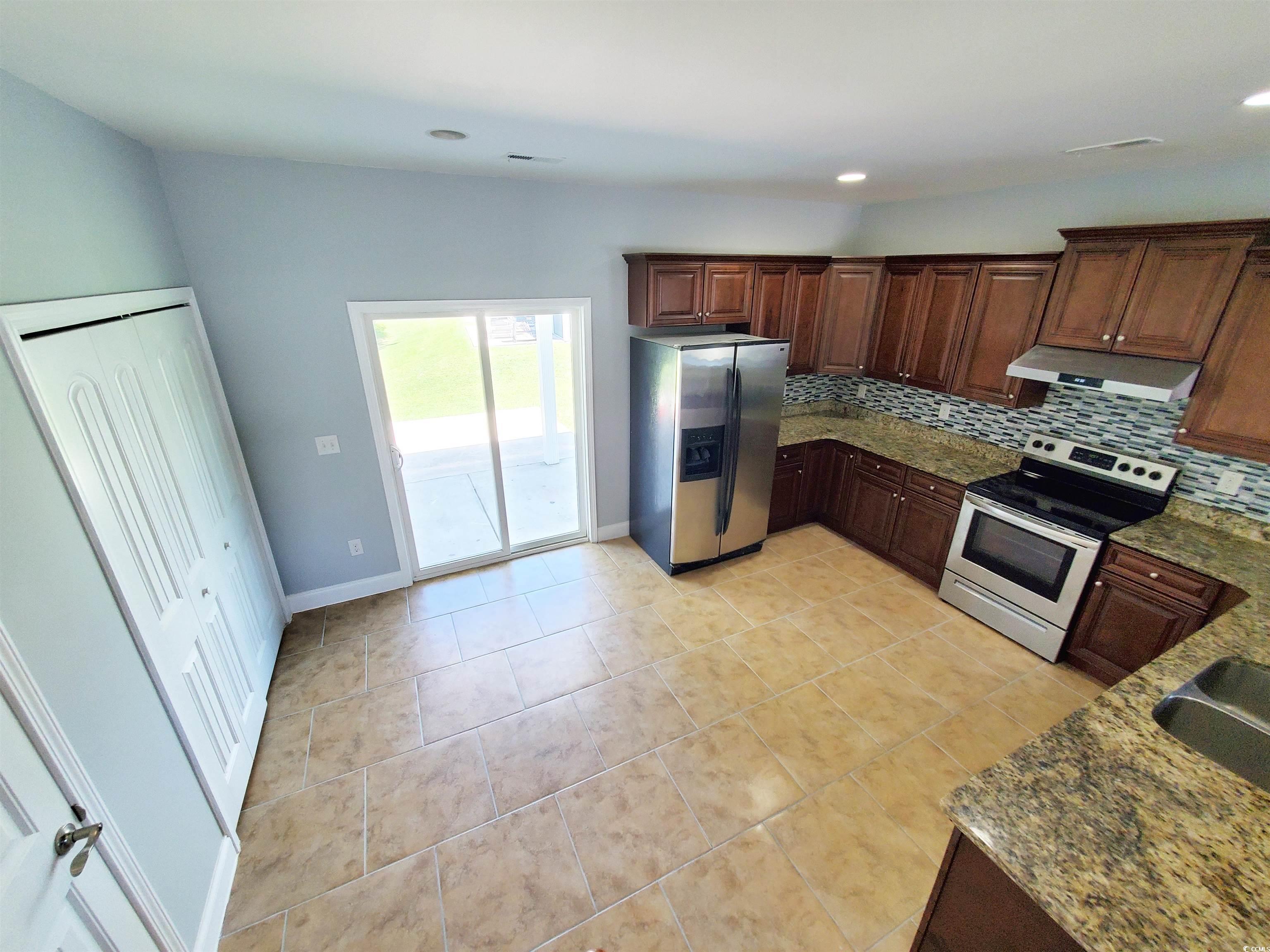 1017 Dinger Dr. Property Photo 12