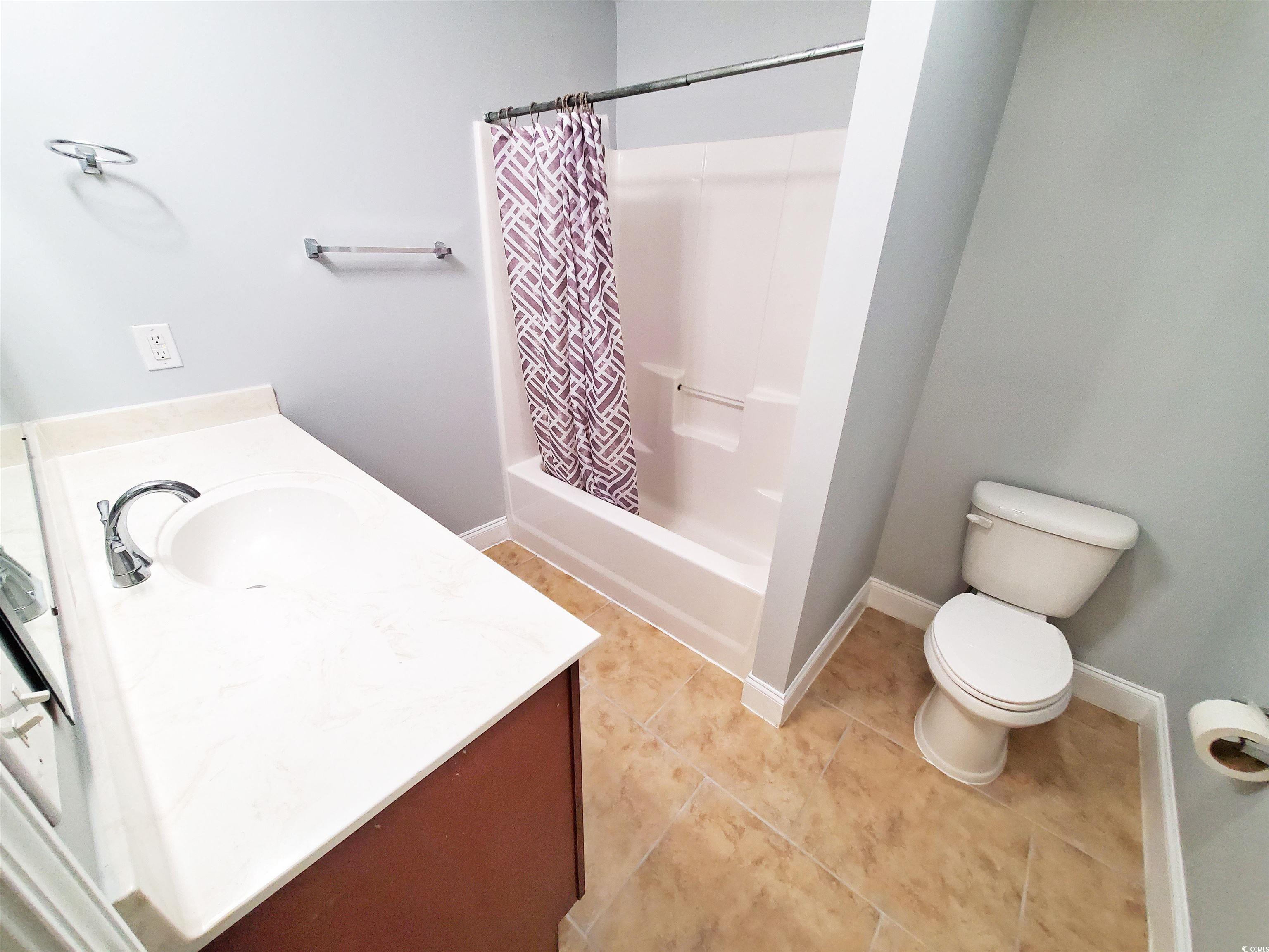 1017 Dinger Dr. Property Photo 28