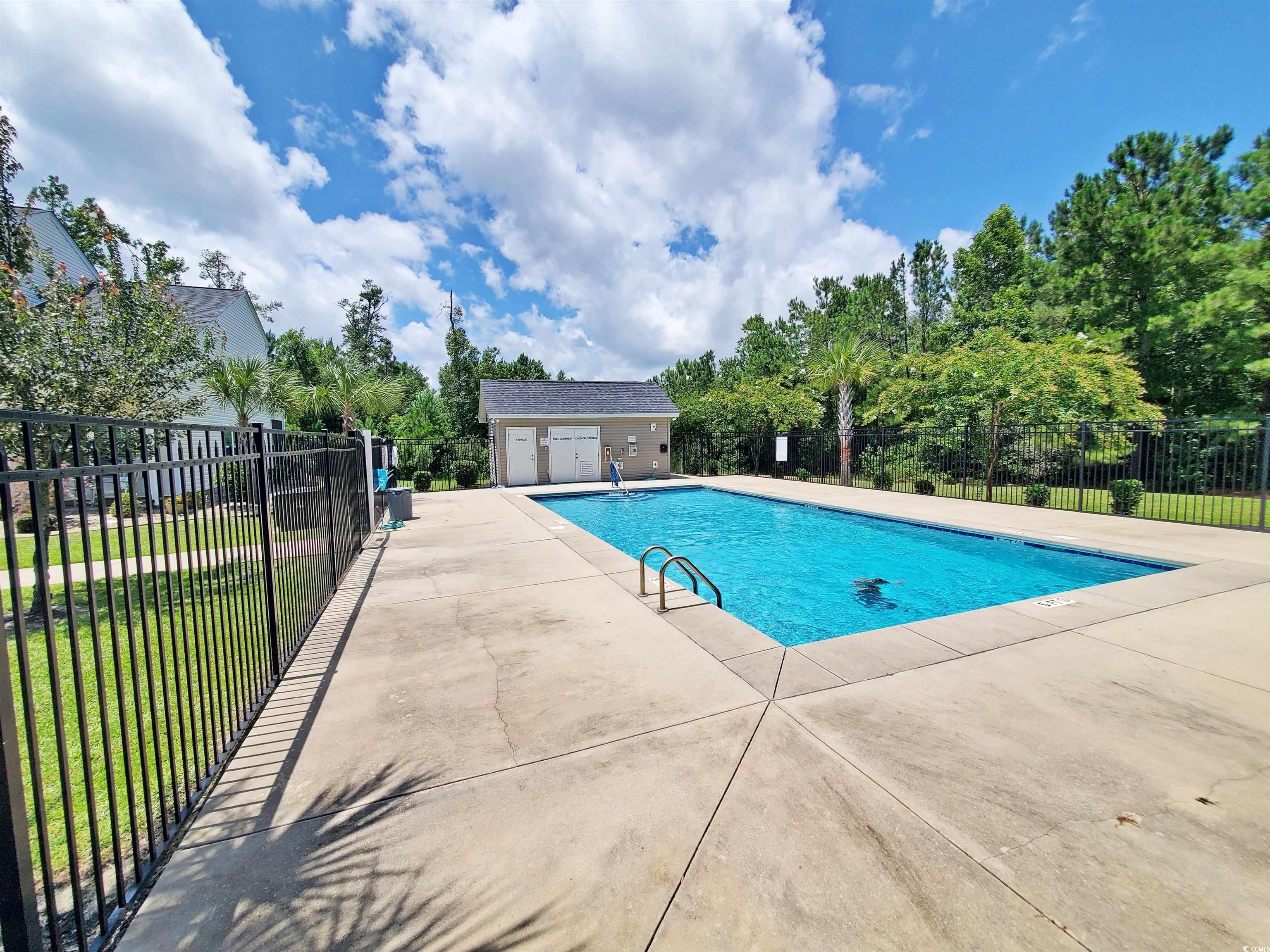 1017 Dinger Dr. Property Photo 33