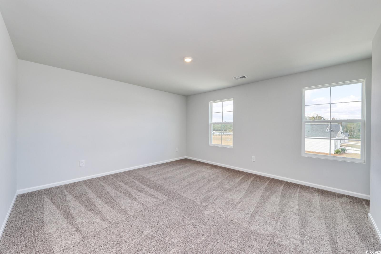 345 Garden Grove St Property Photo 14