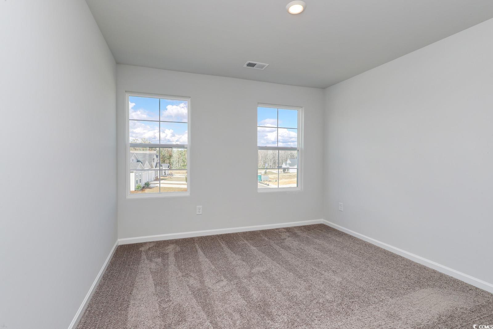 345 Garden Grove St Property Photo 20