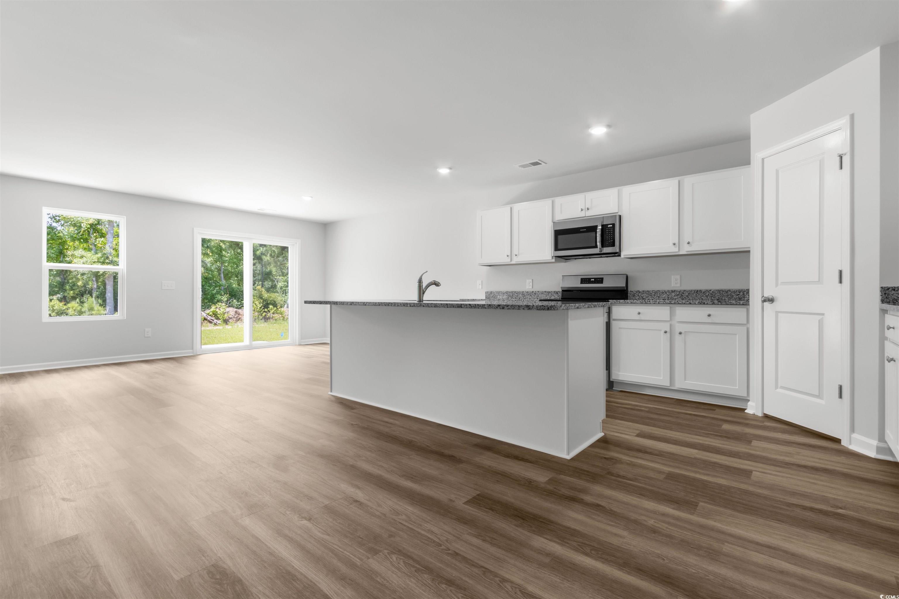 105 Foxford Dr. Property Photo 3