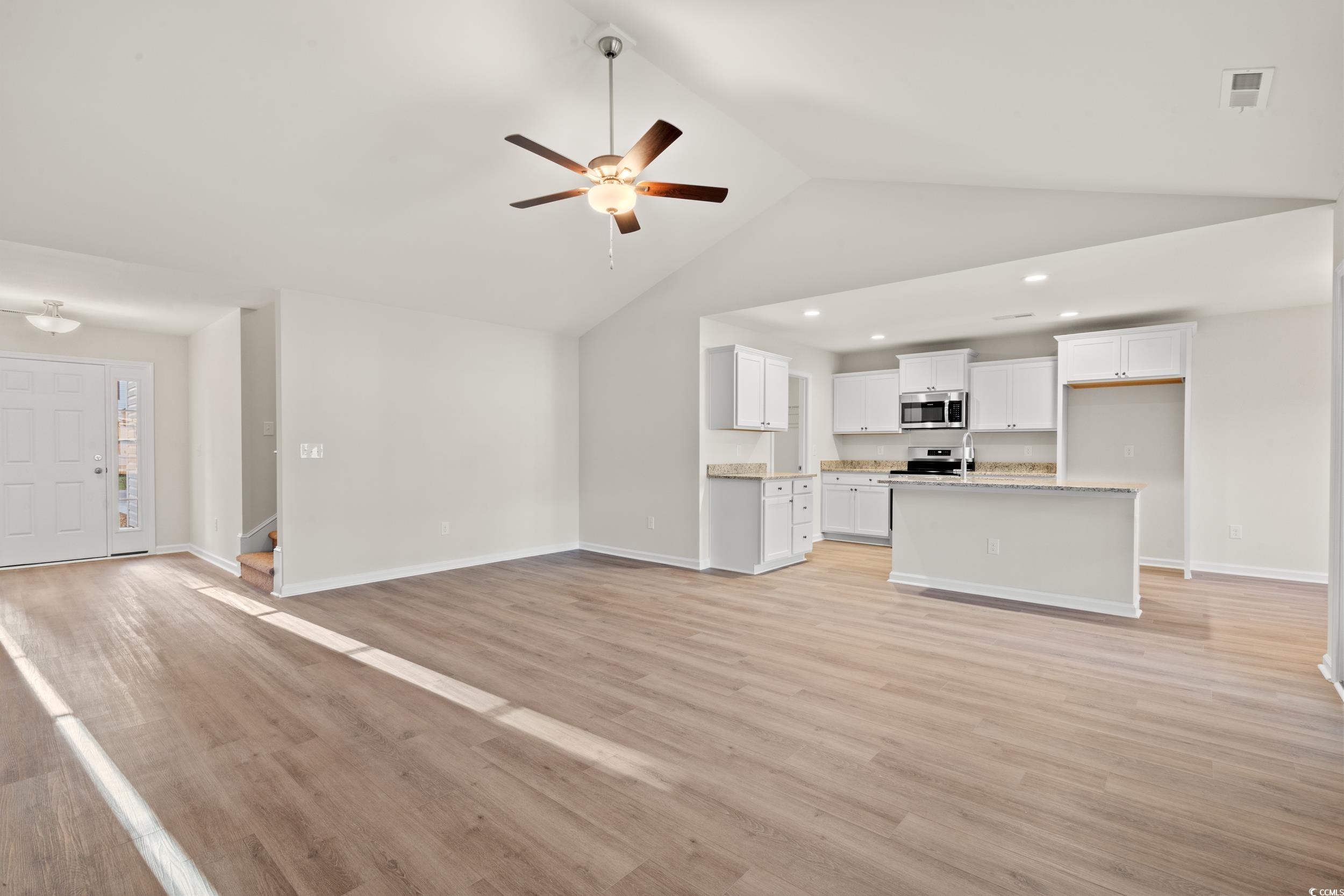 162 Savannah St. Property Photo 3