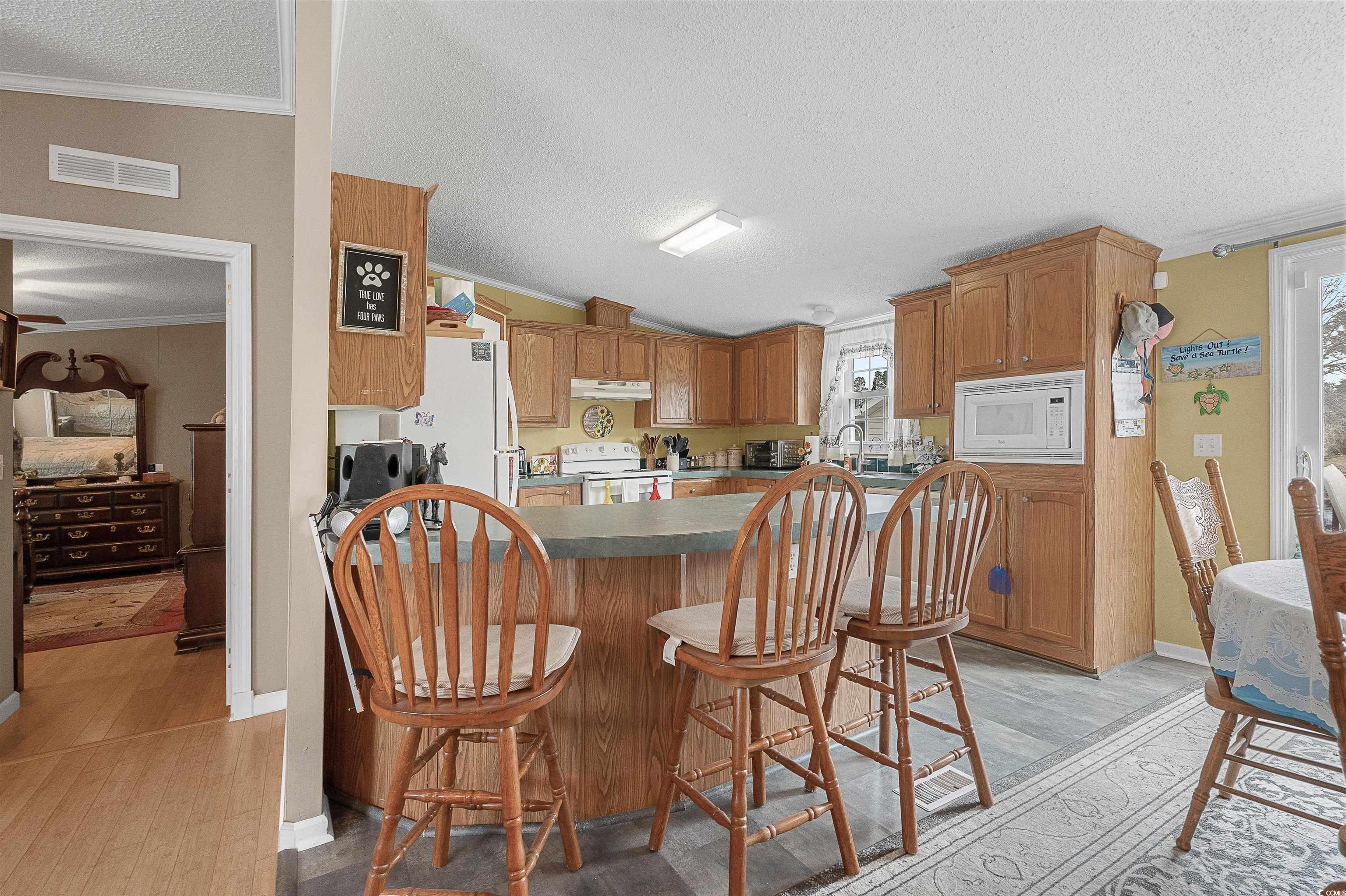 614 Daniella Dr. Property Photo 12