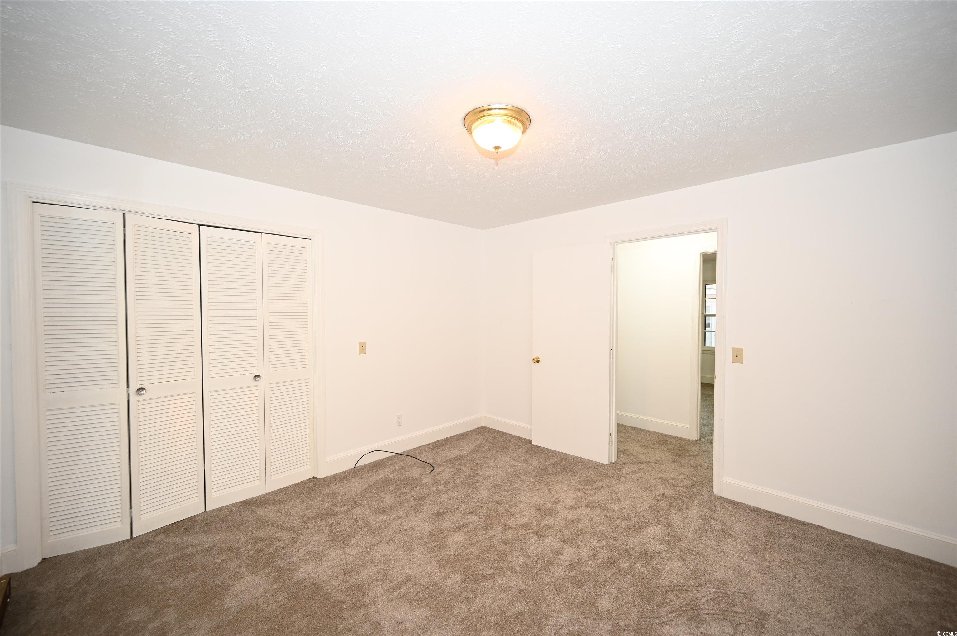 221 Pine St. Property Photo 26