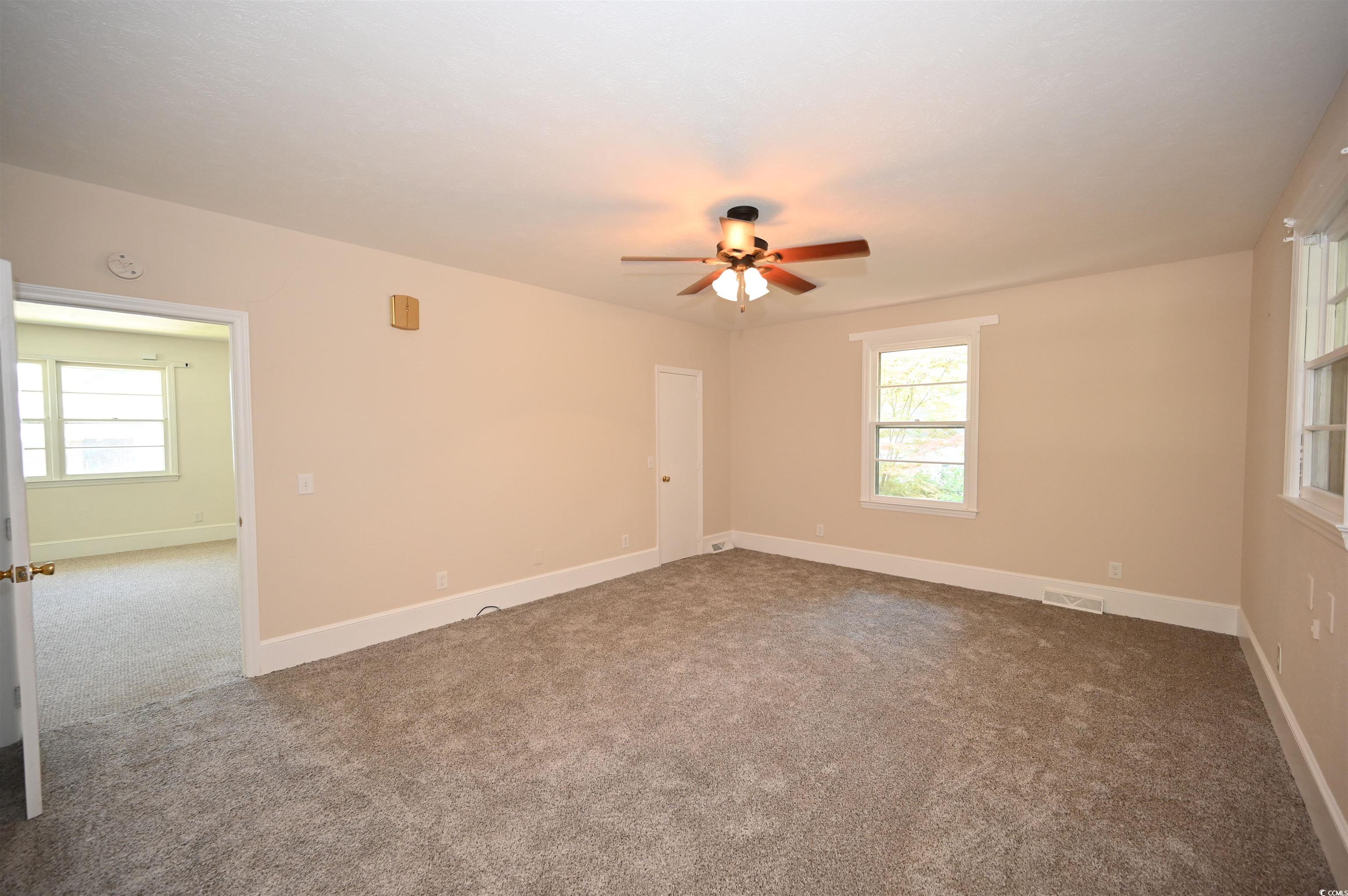 221 Pine St. Property Photo 30