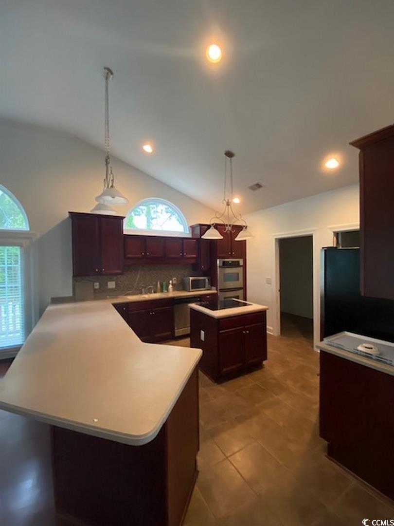 333 William St. Property Photo 11