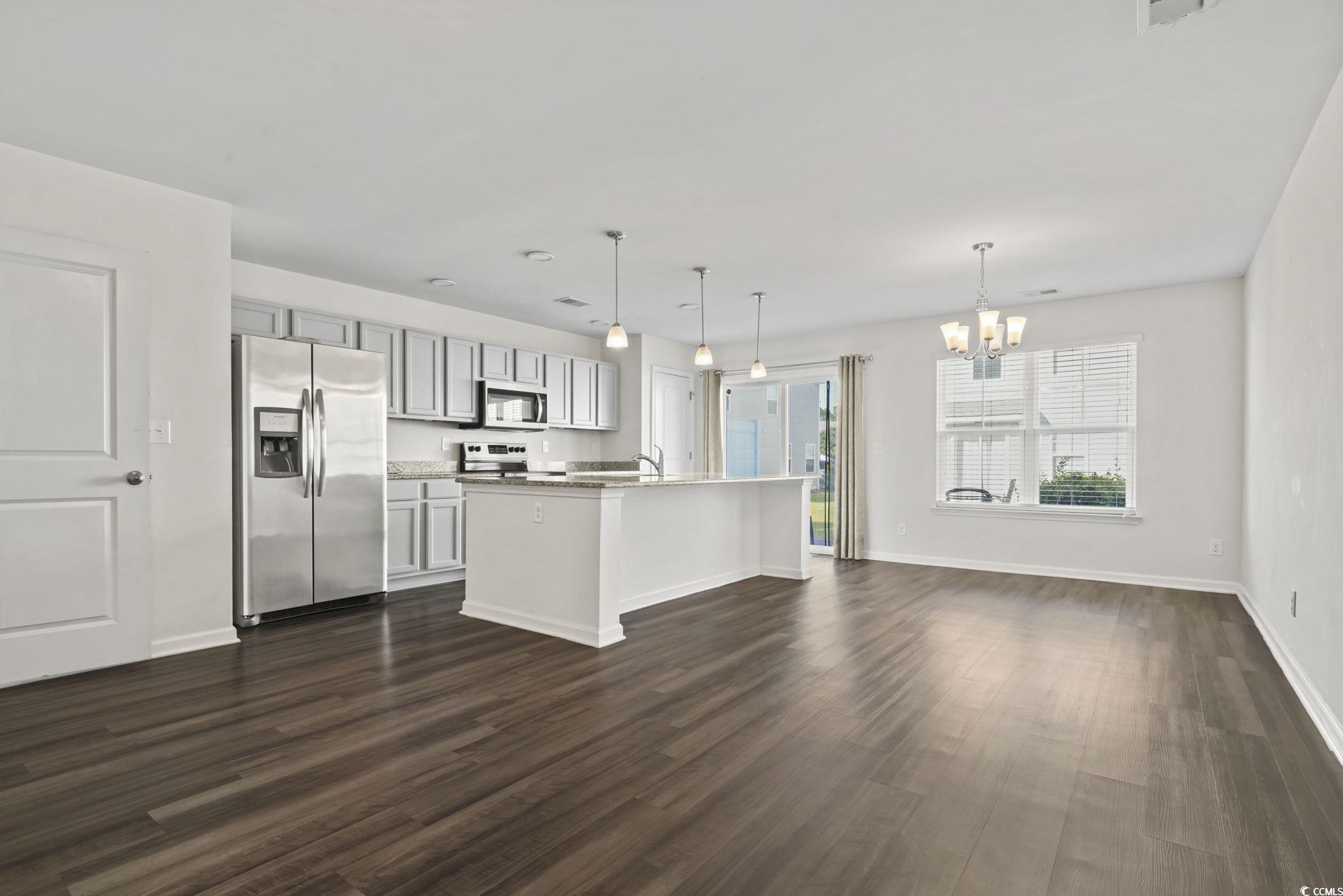 1117 Fairway Ln. Property Photo 6