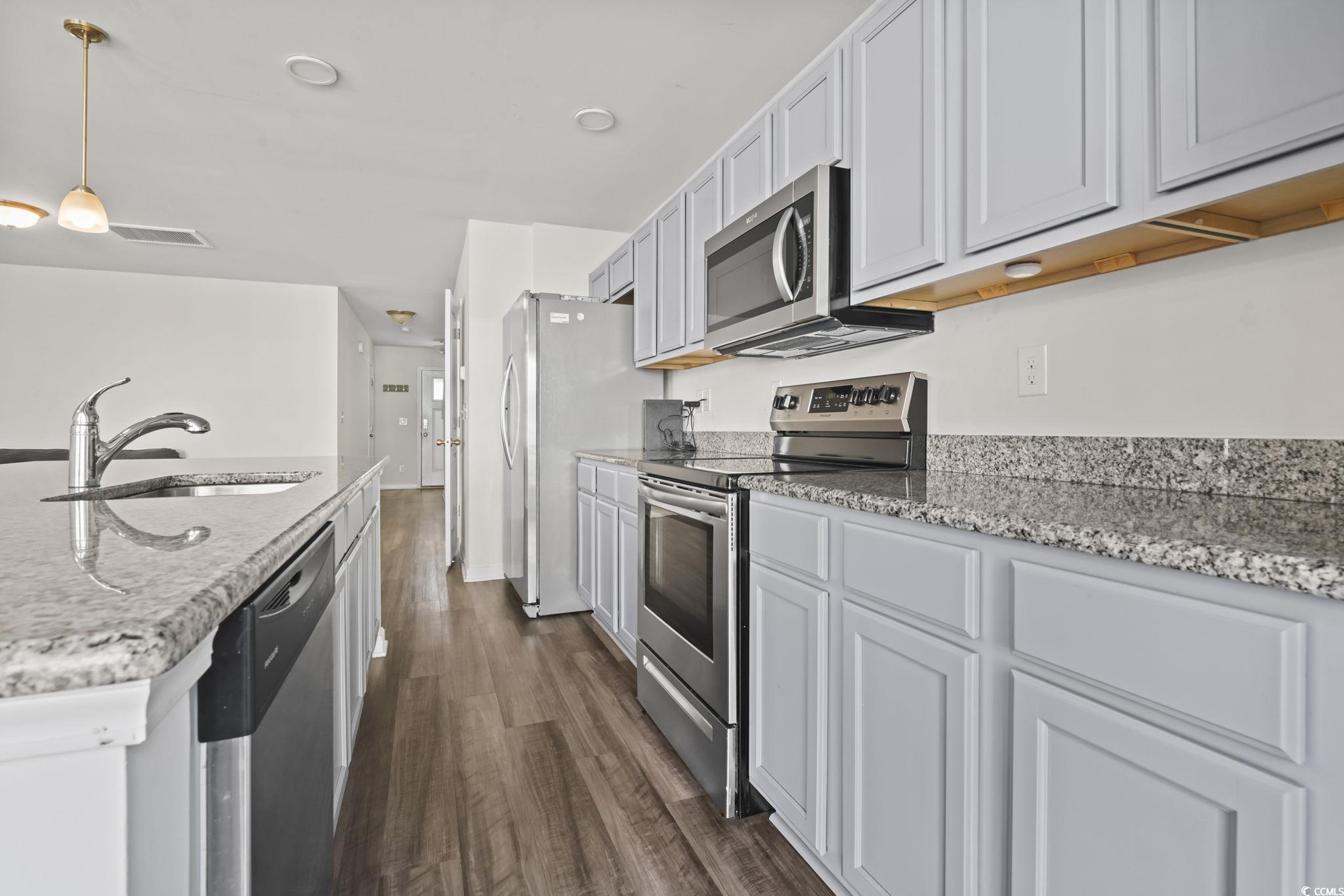 1117 Fairway Ln. Property Photo 13