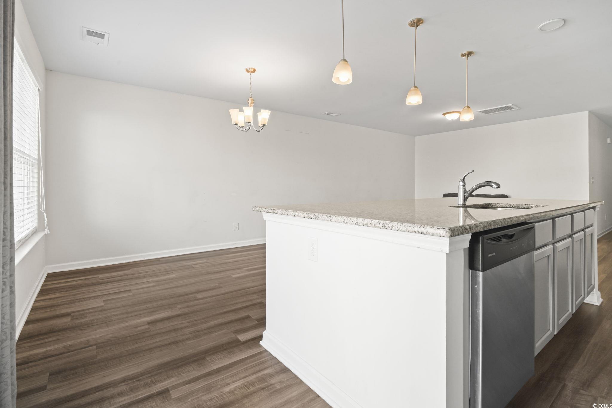 1117 Fairway Ln. Property Photo 14