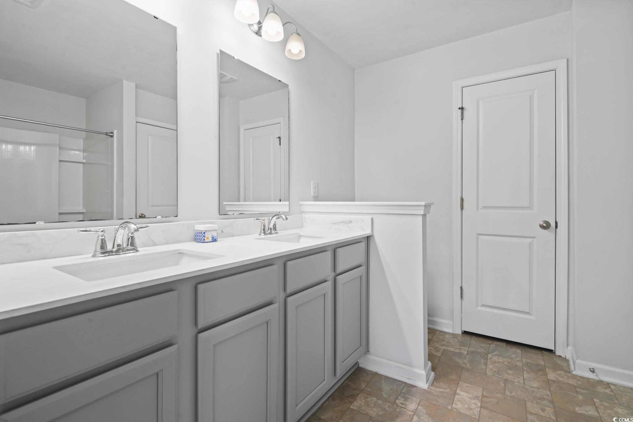 1117 Fairway Ln. Property Photo 22