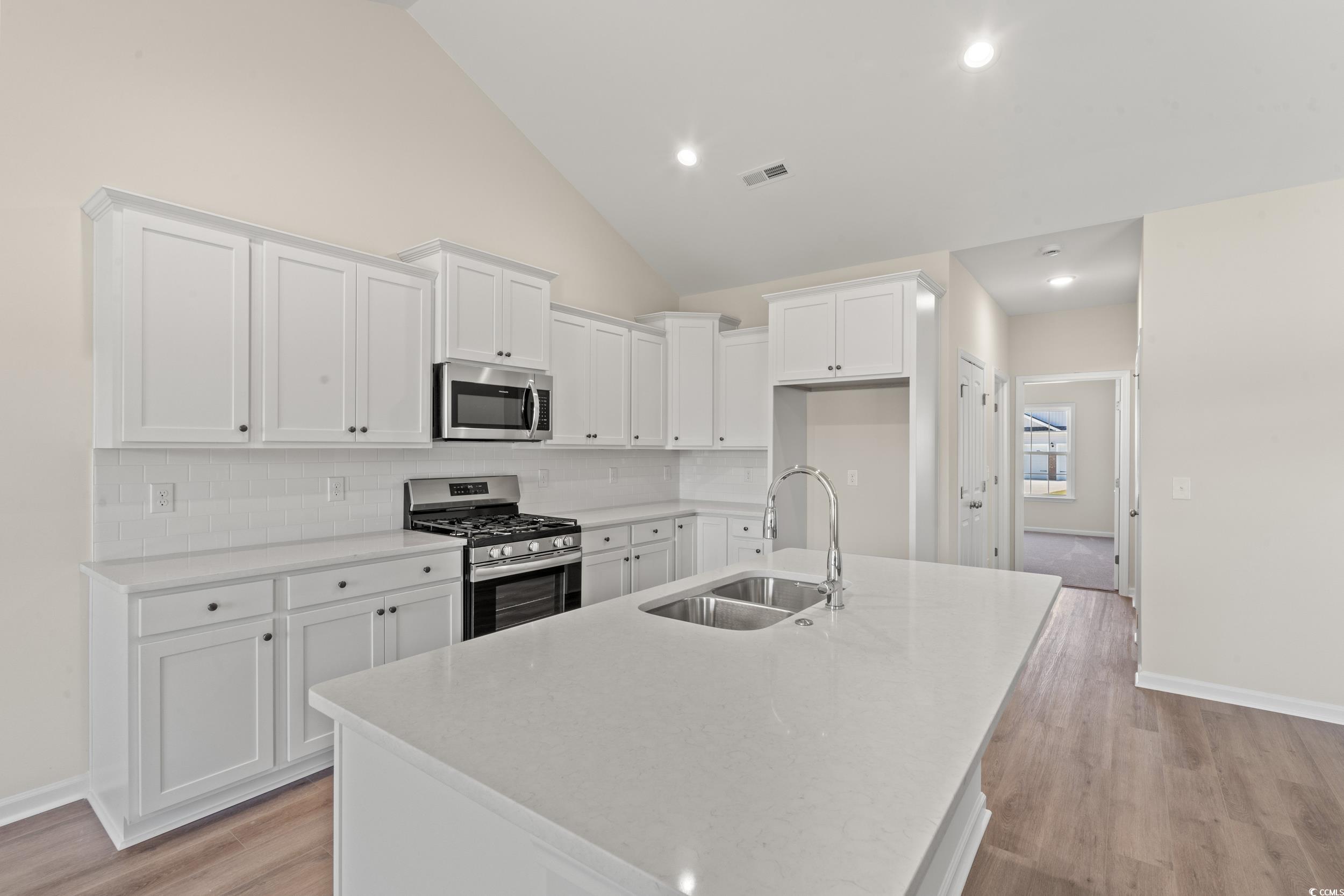 255 Stillbrook Dr. Property Photo 3