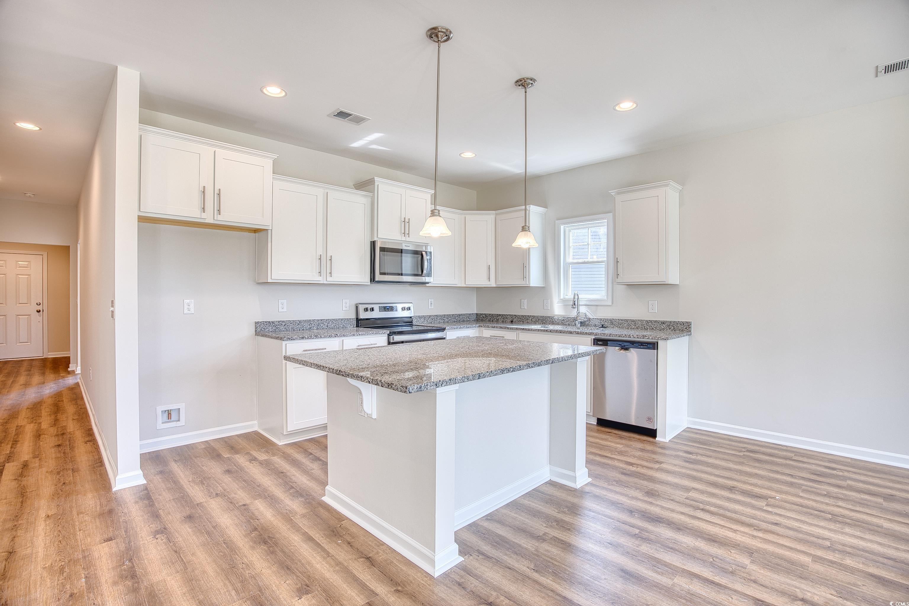 279 Palmetto Sand Loop Property Photo 2