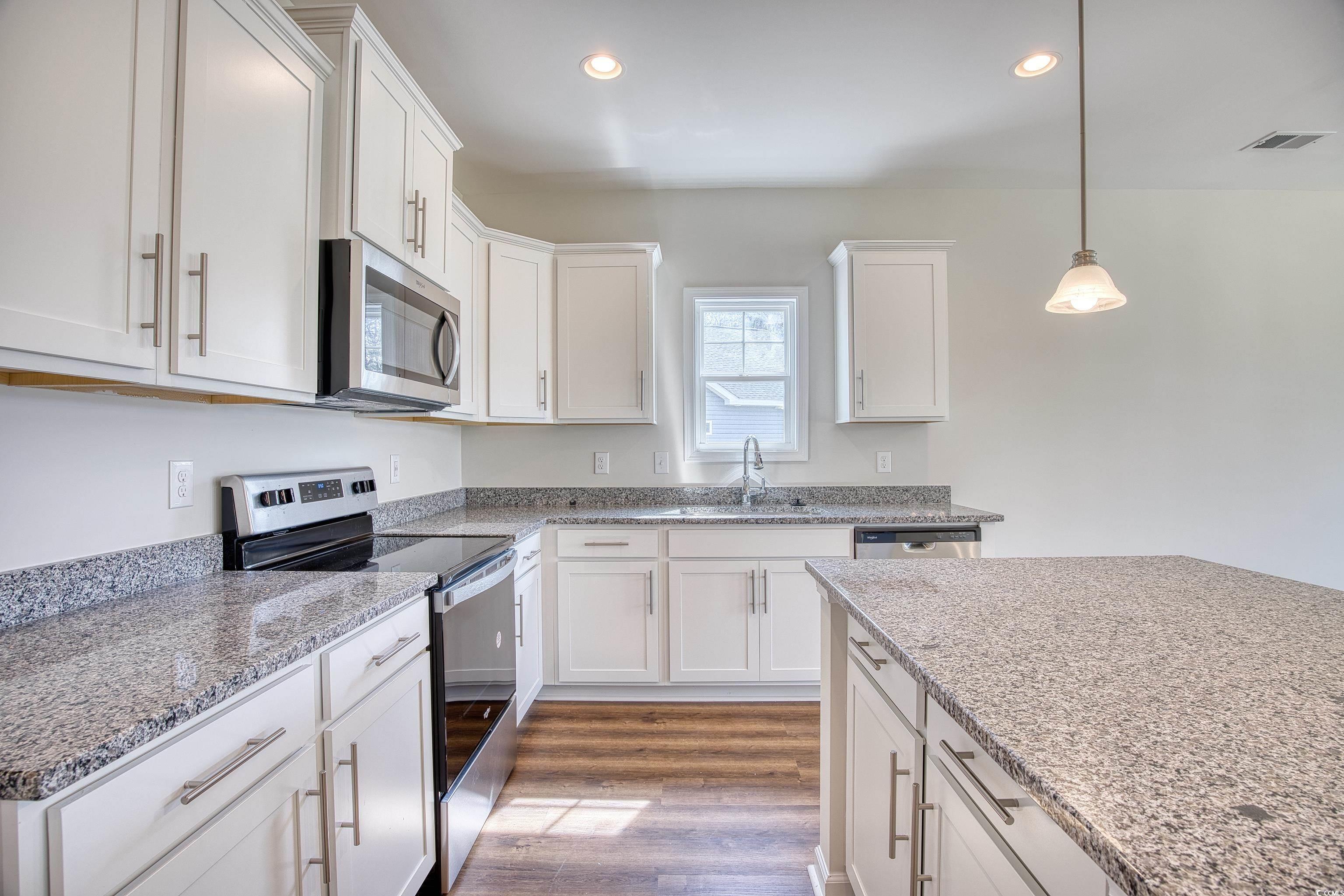 279 Palmetto Sand Loop Property Photo 4