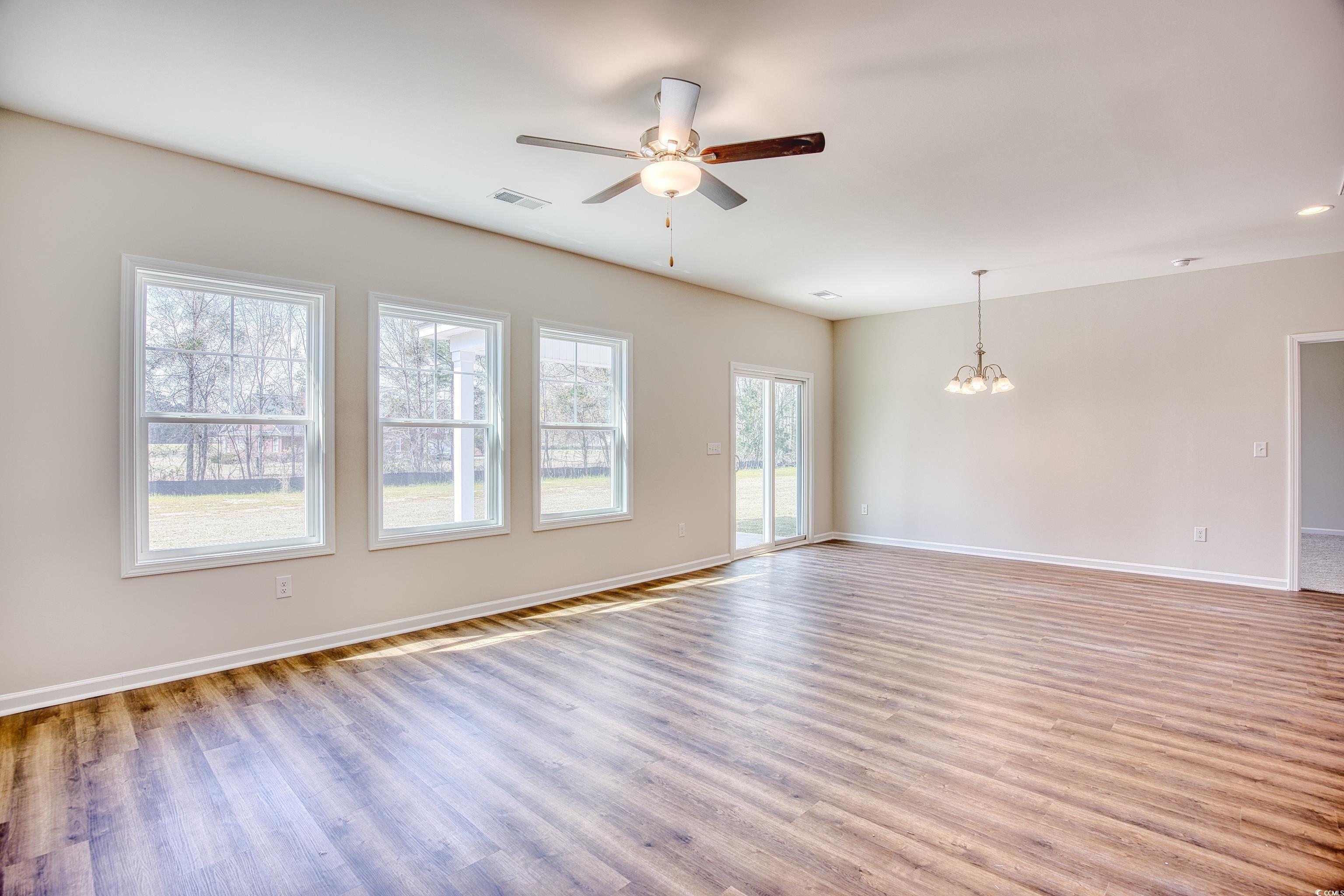 279 Palmetto Sand Loop Property Photo 7