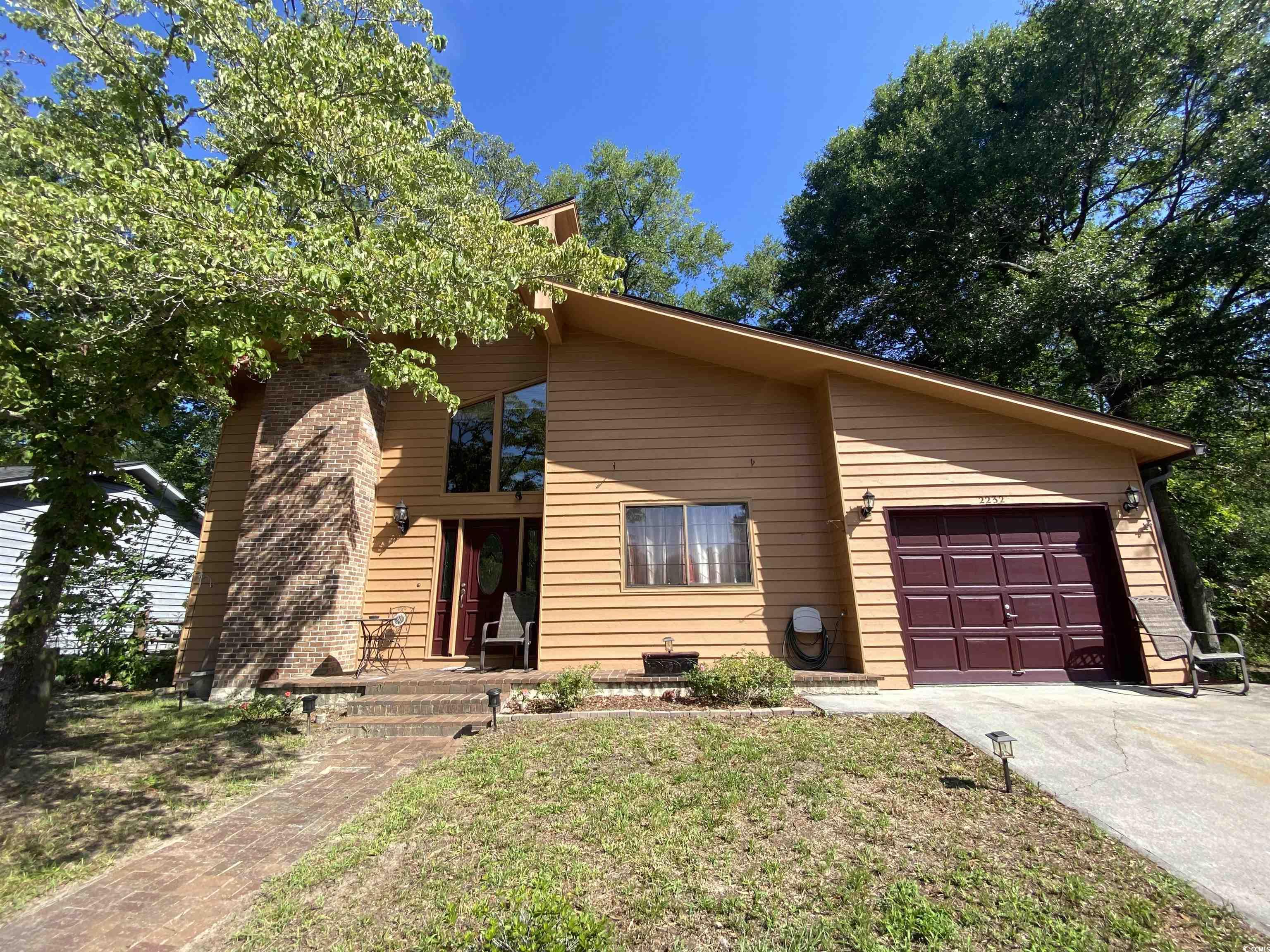 2232 Franklin Circle