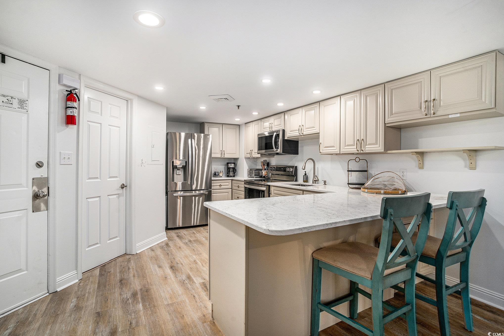 5523 North Ocean Blvd. Property Photo 2