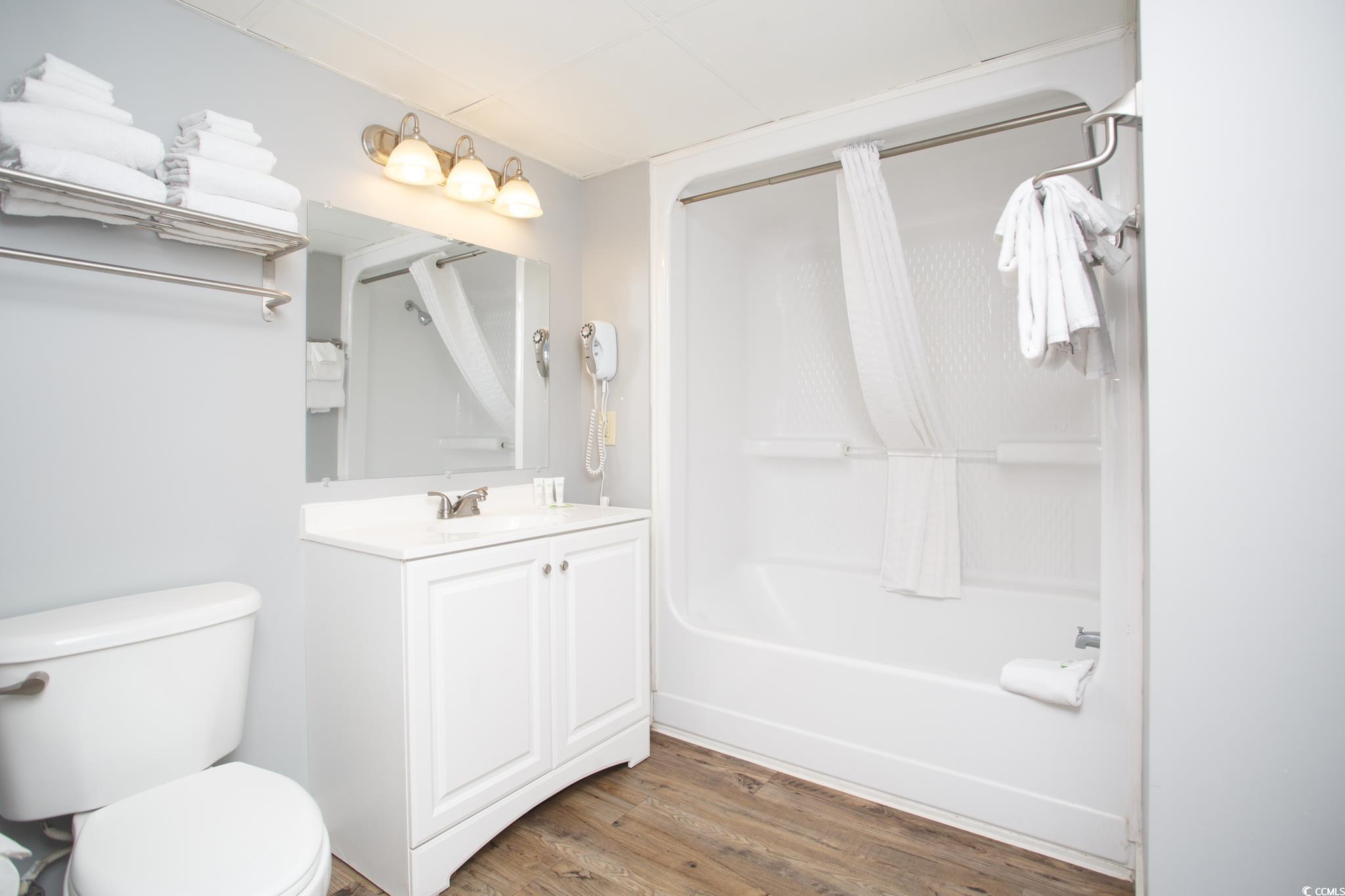 201 74th Ave. N Property Photo 22