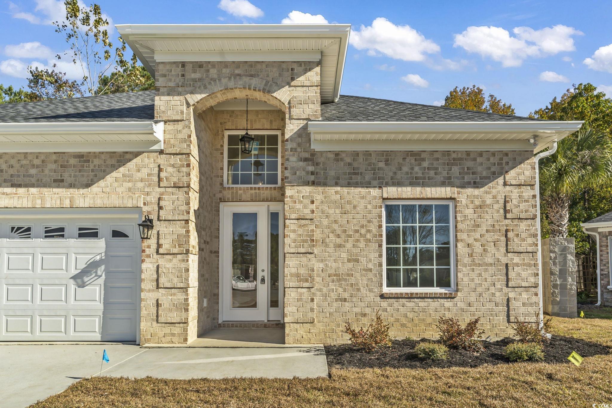 329 Waterfall Circle Property Photo 4