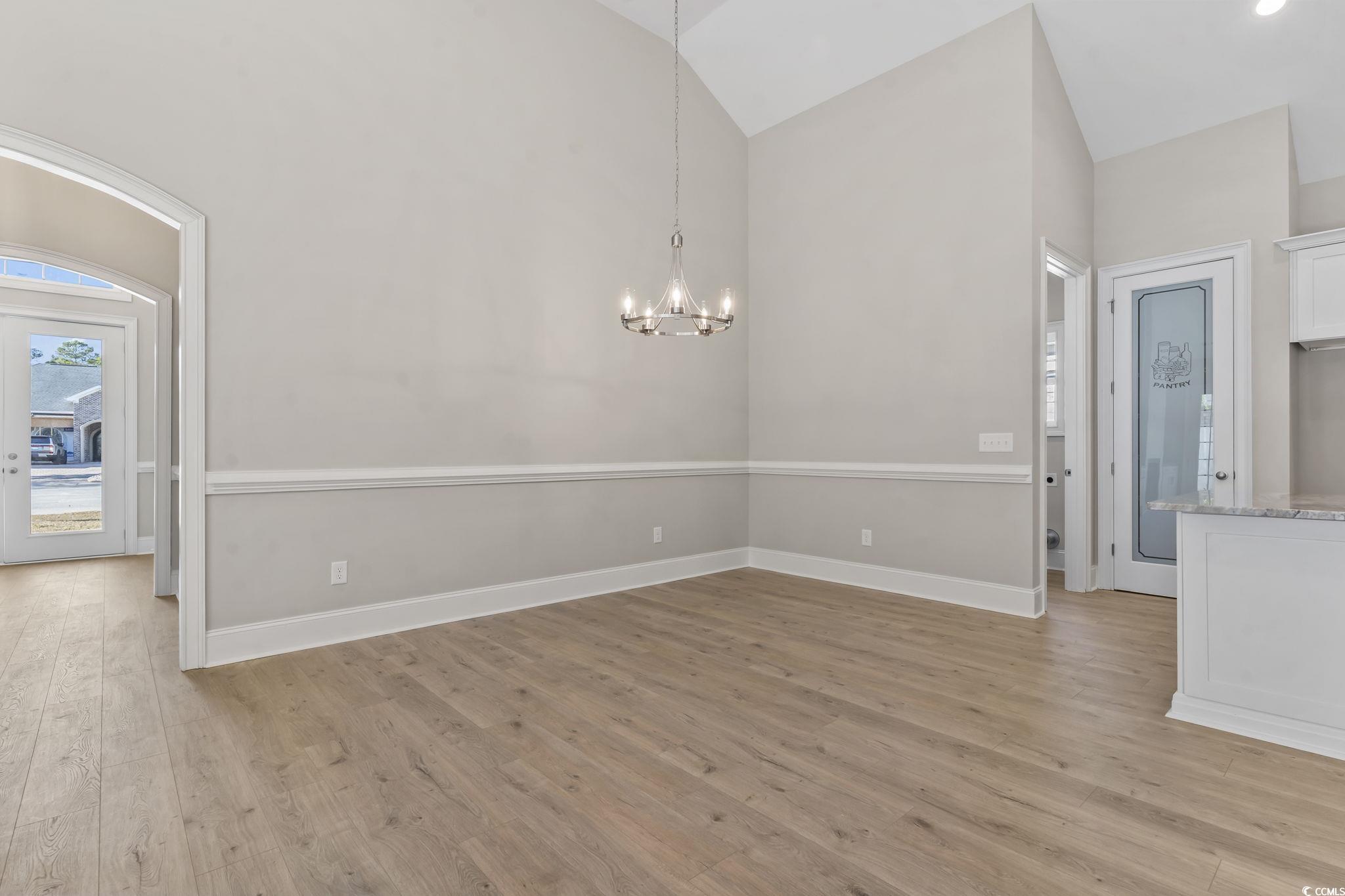 329 Waterfall Circle Property Photo 10