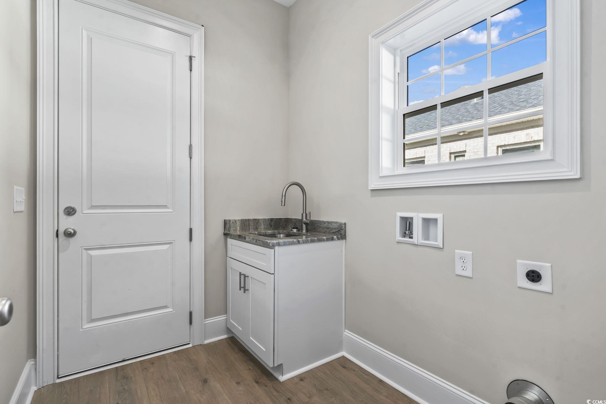 329 Waterfall Circle Property Photo 11