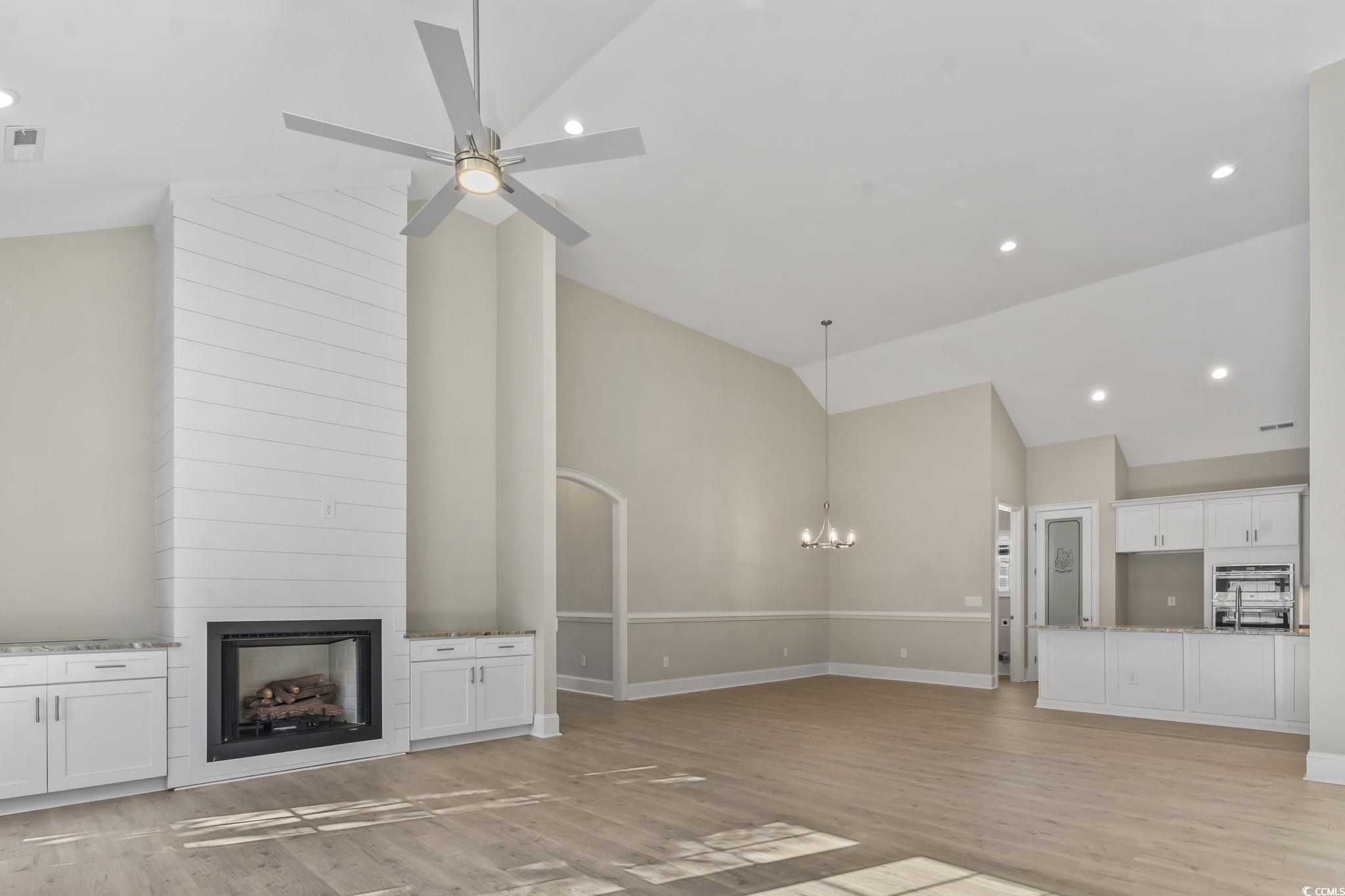 329 Waterfall Circle Property Photo 16