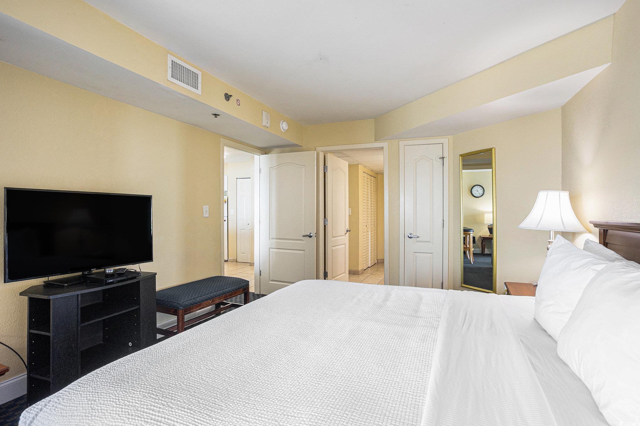 2504 N Ocean Blvd. Property Photo 14