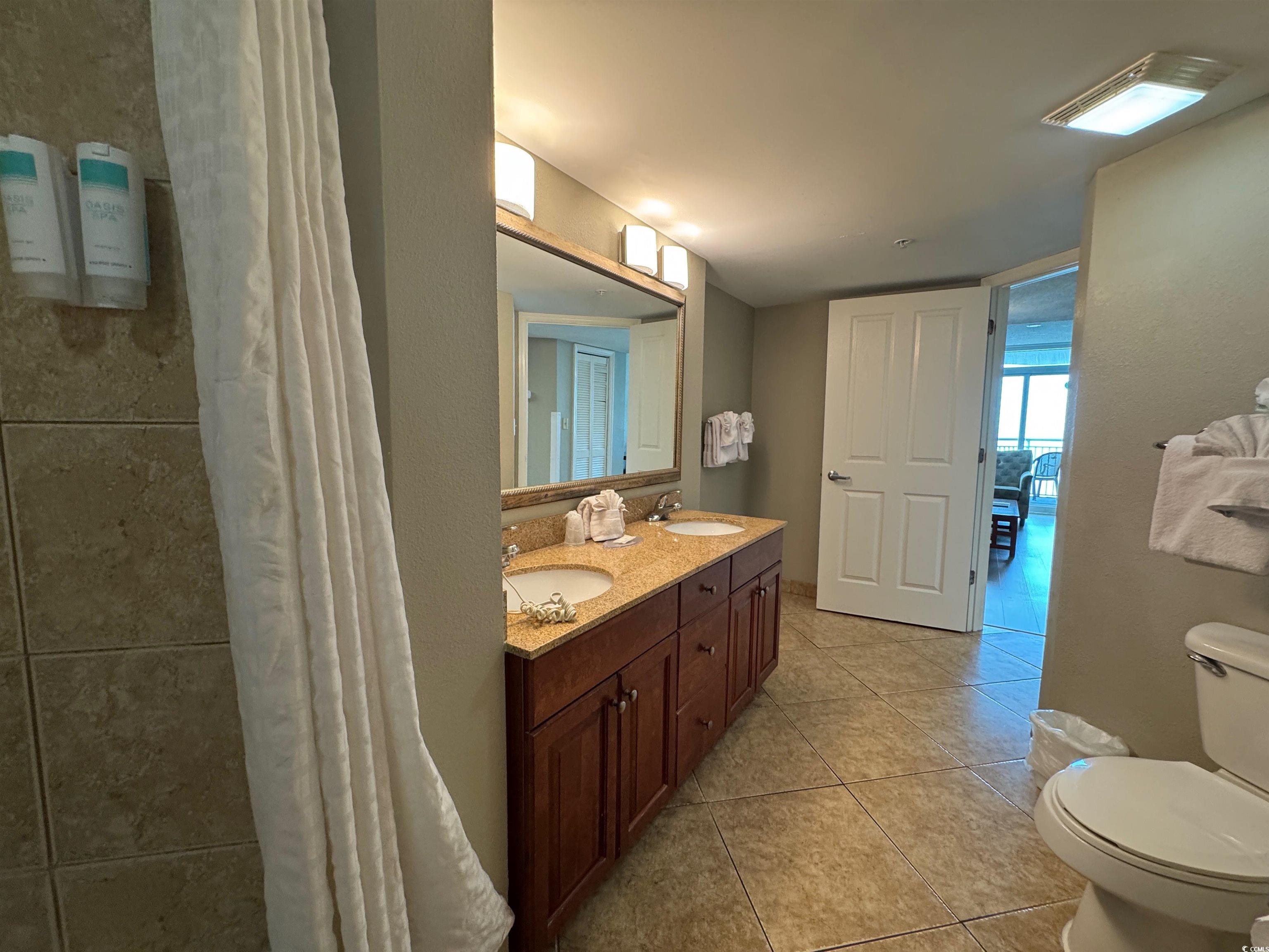 5200 N Ocean Blvd. Property Photo 14