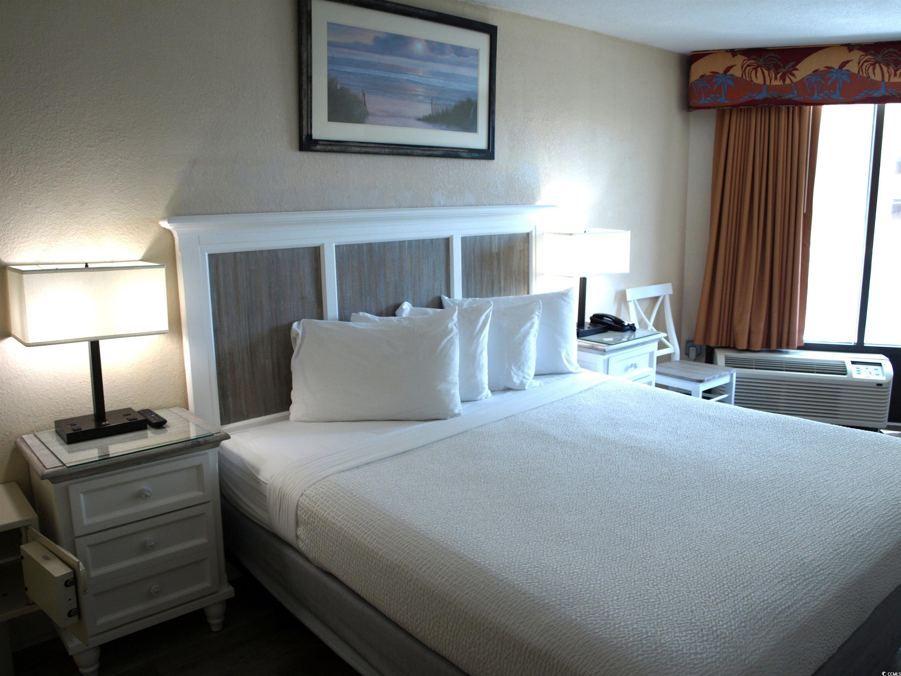 7000 Ocean Blvd. N Property Photo 5