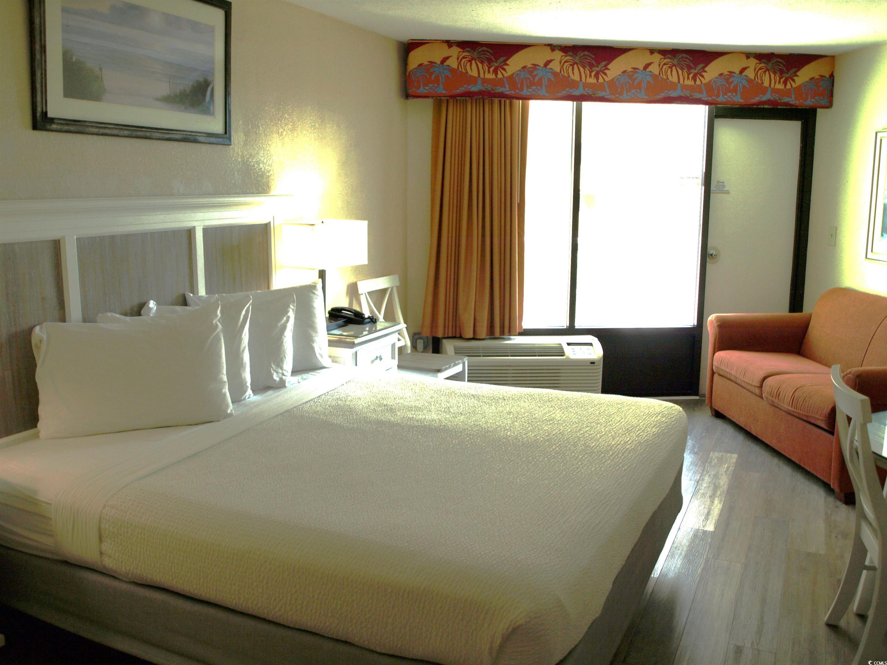 7000 Ocean Blvd. N Property Photo 6