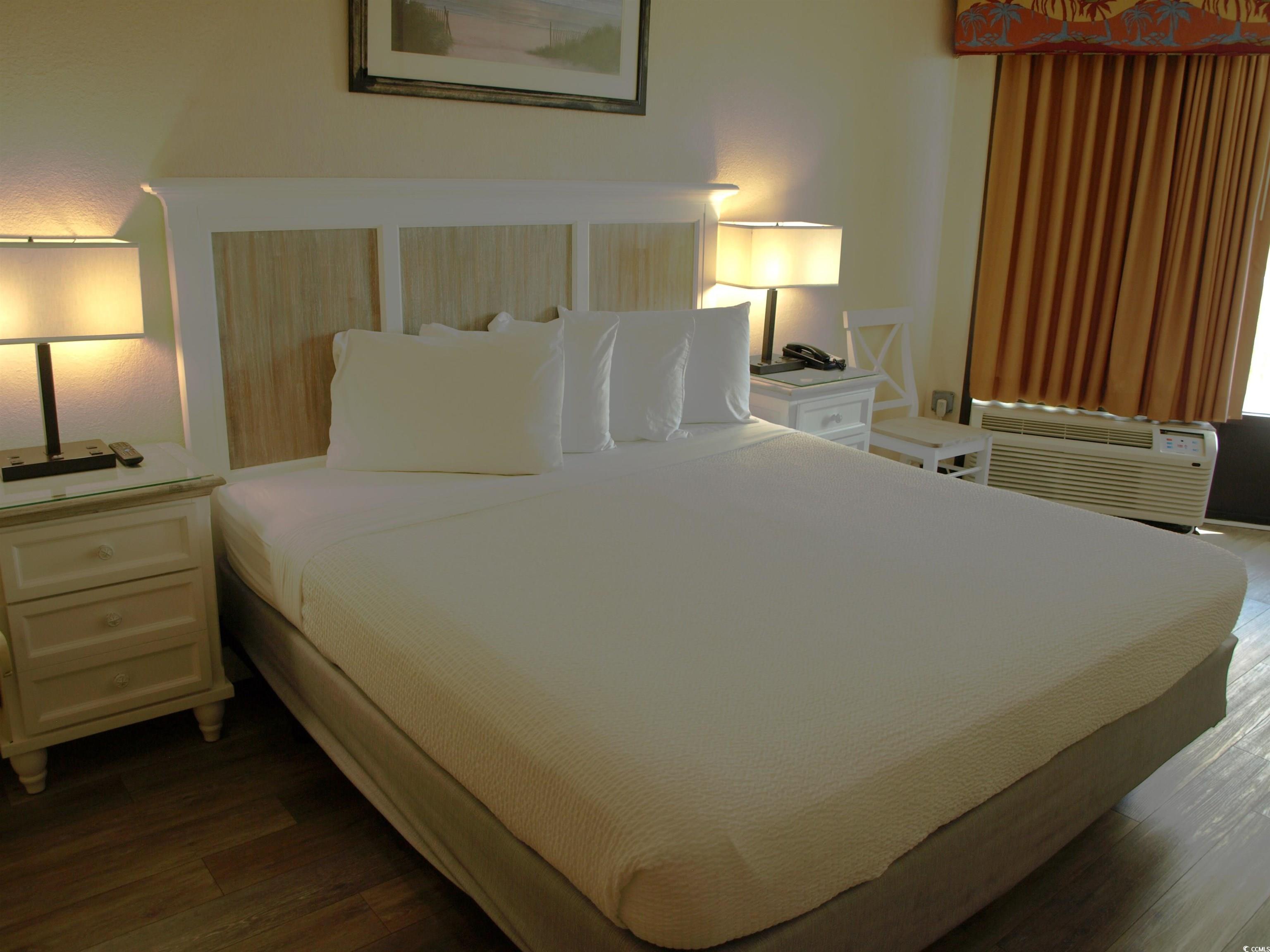 7000 Ocean Blvd. N Property Photo 8