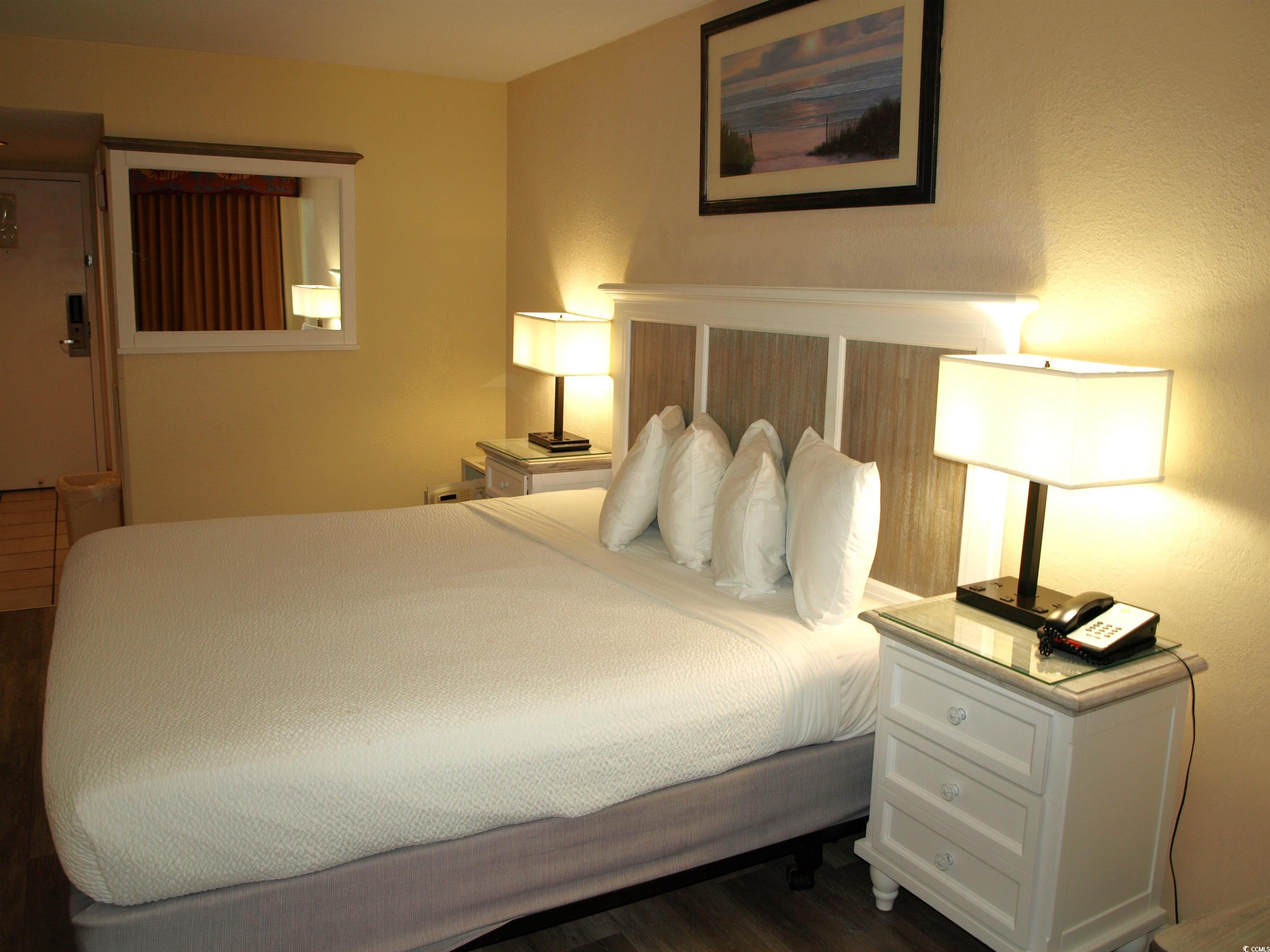 7000 Ocean Blvd. N Property Photo 11