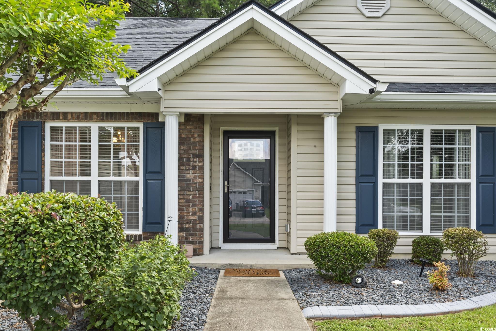 188 Governors Loop Property Photo 2