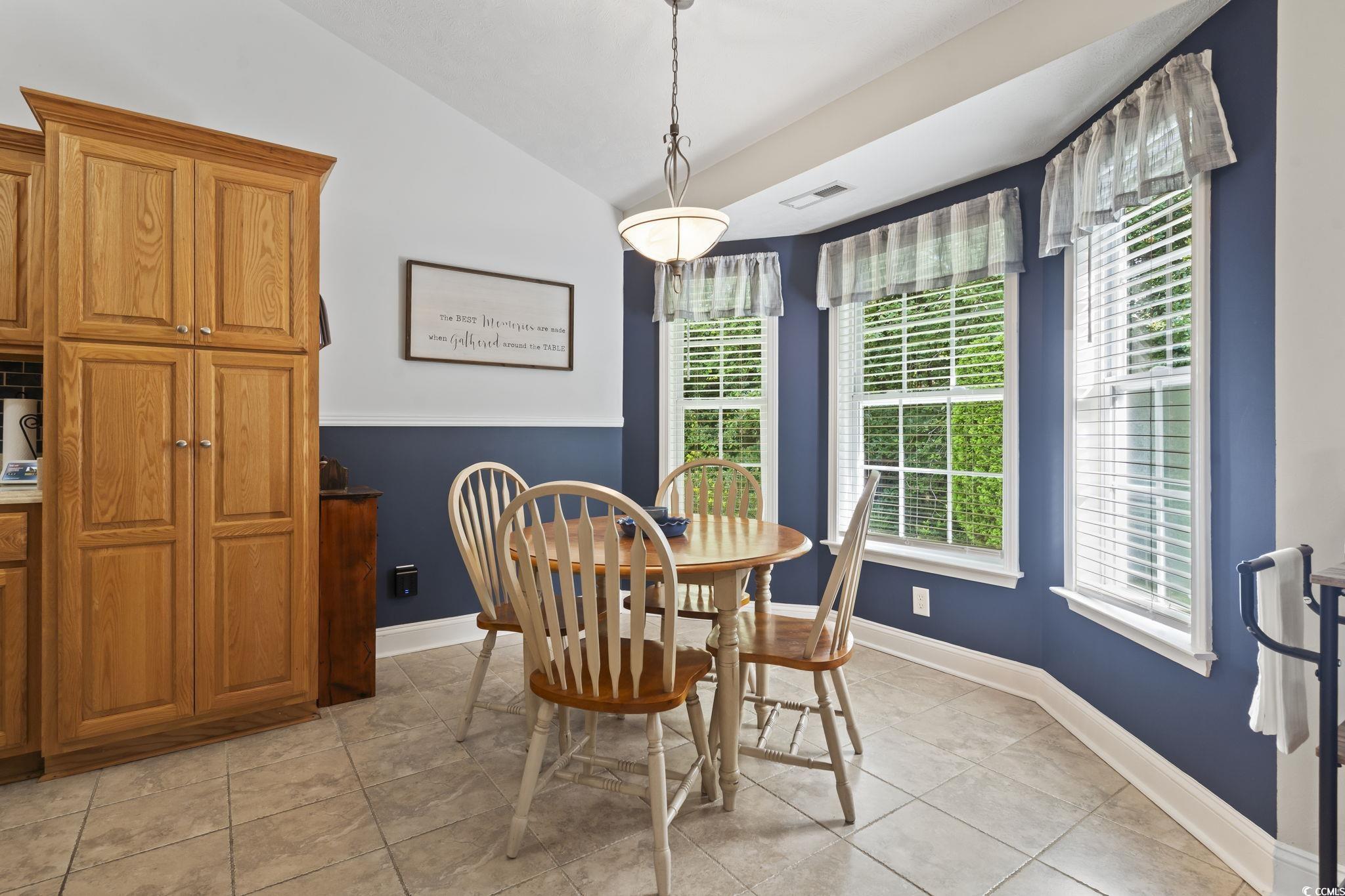 188 Governors Loop Property Photo 16