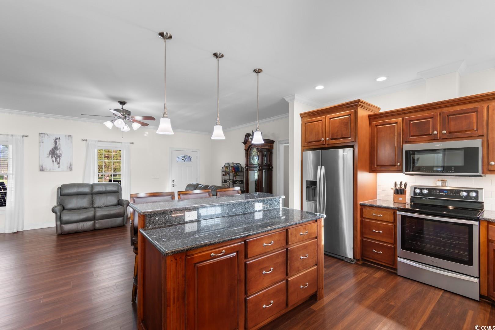 813 Sisters Rd. Property Photo 9