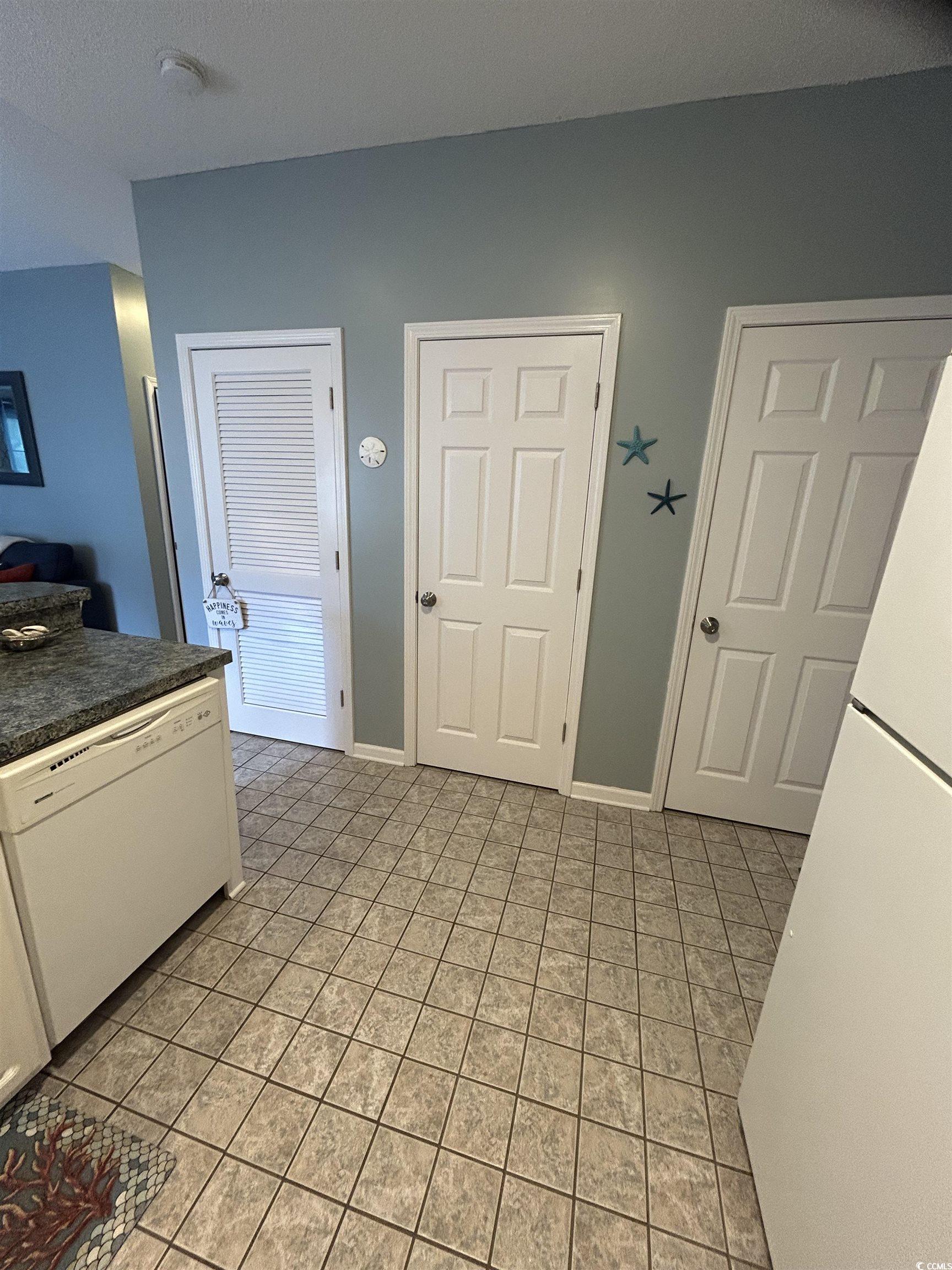 244 Sun Colony Blvd. Property Photo 10