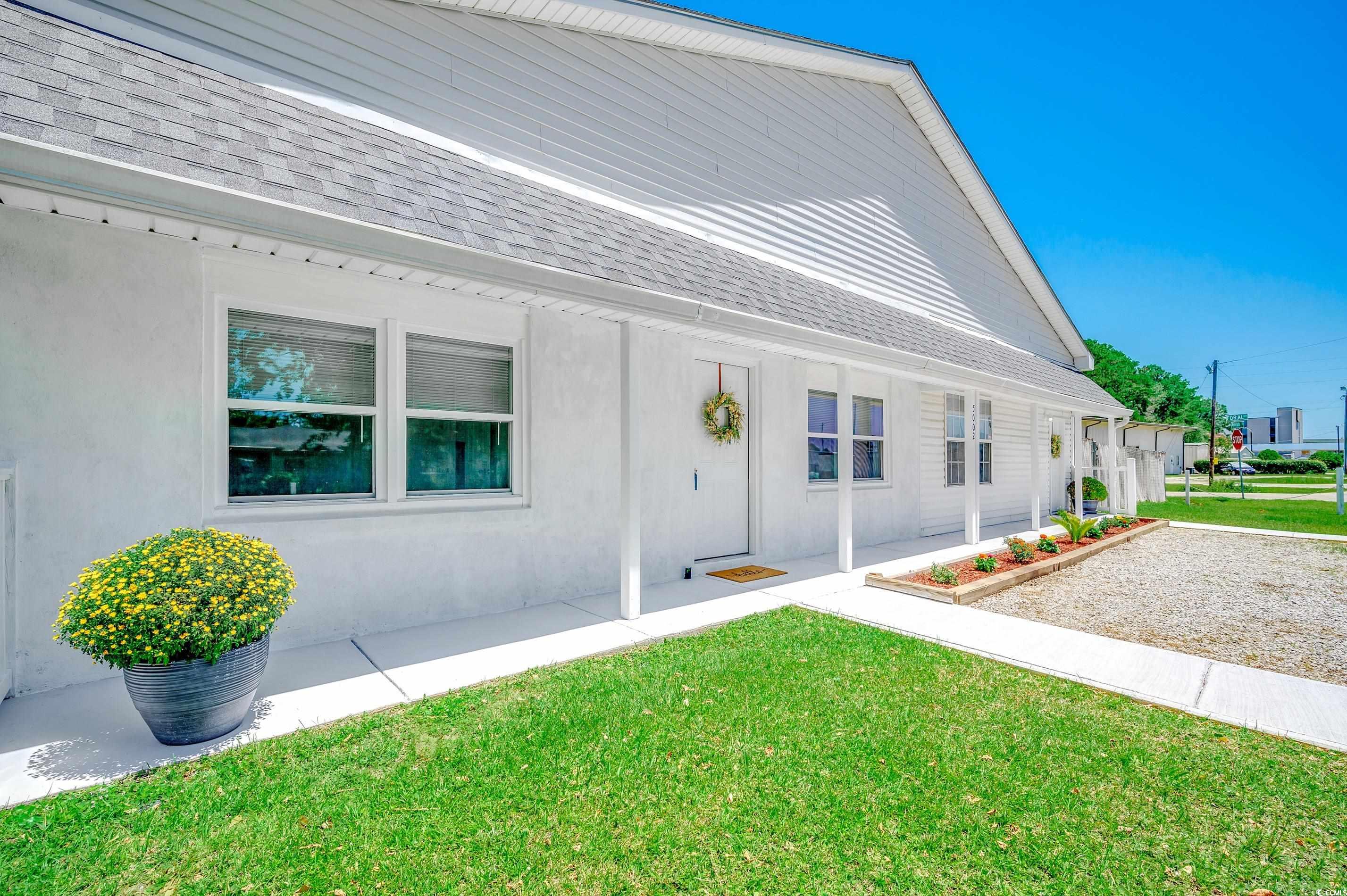 5002 Watergate Dr. Property Photo 3